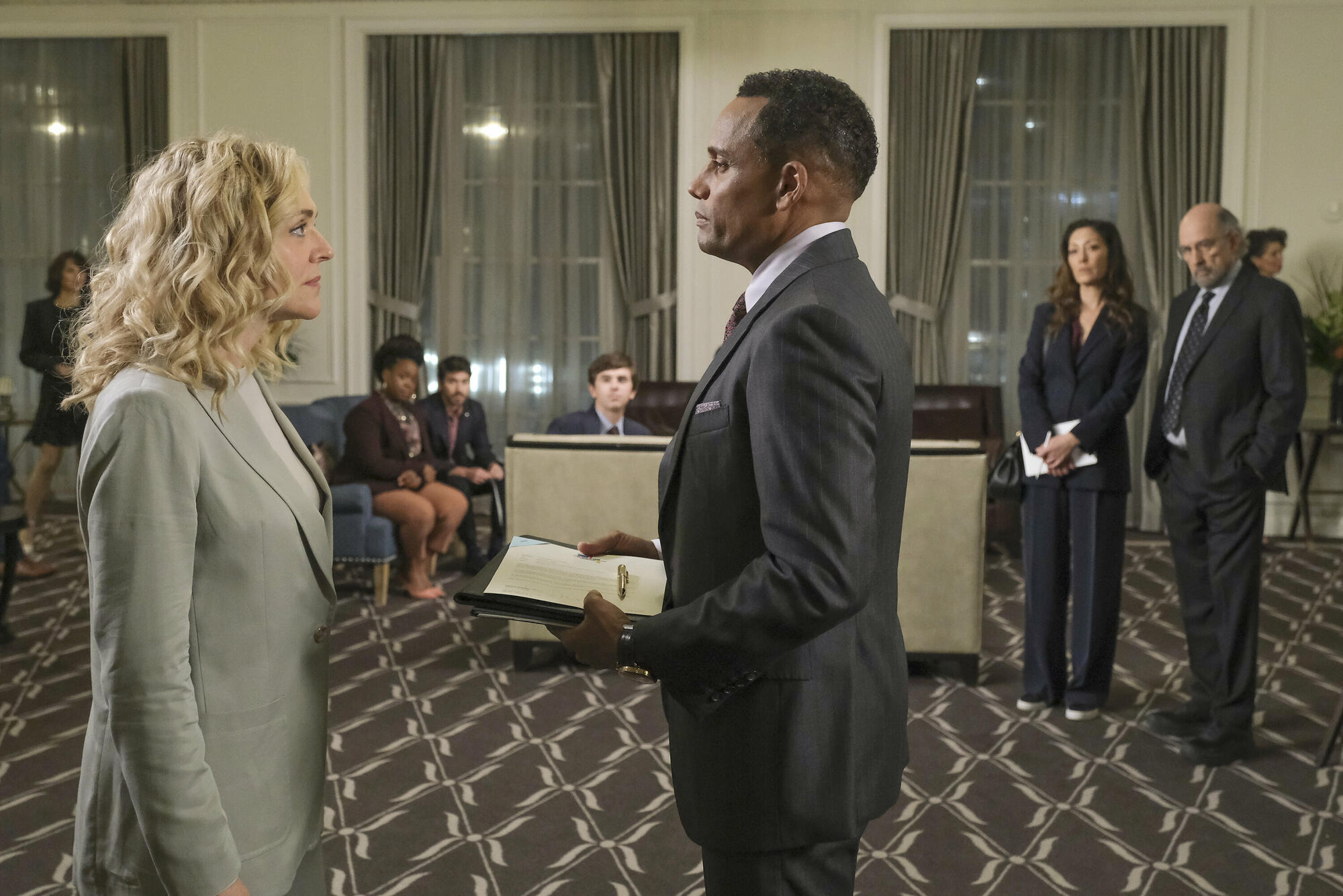 Dr. Marcus Andrews, Good Doctor TV show, Episode 5x10, Titled 'Alles auf eine Karte', 2000x1340 HD Desktop