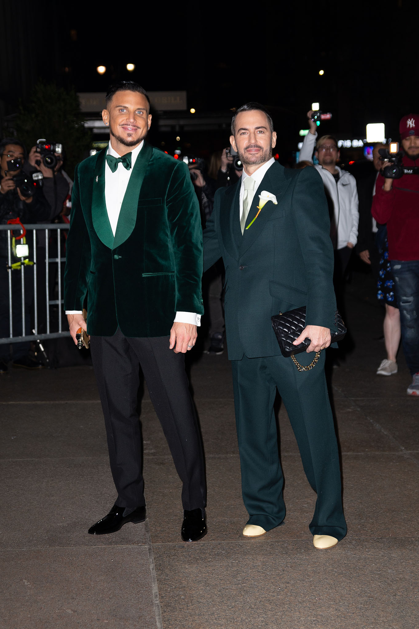 Marc Jacobs, Wedding photos, Instagram, Fashion industry, 1370x2050 HD Phone