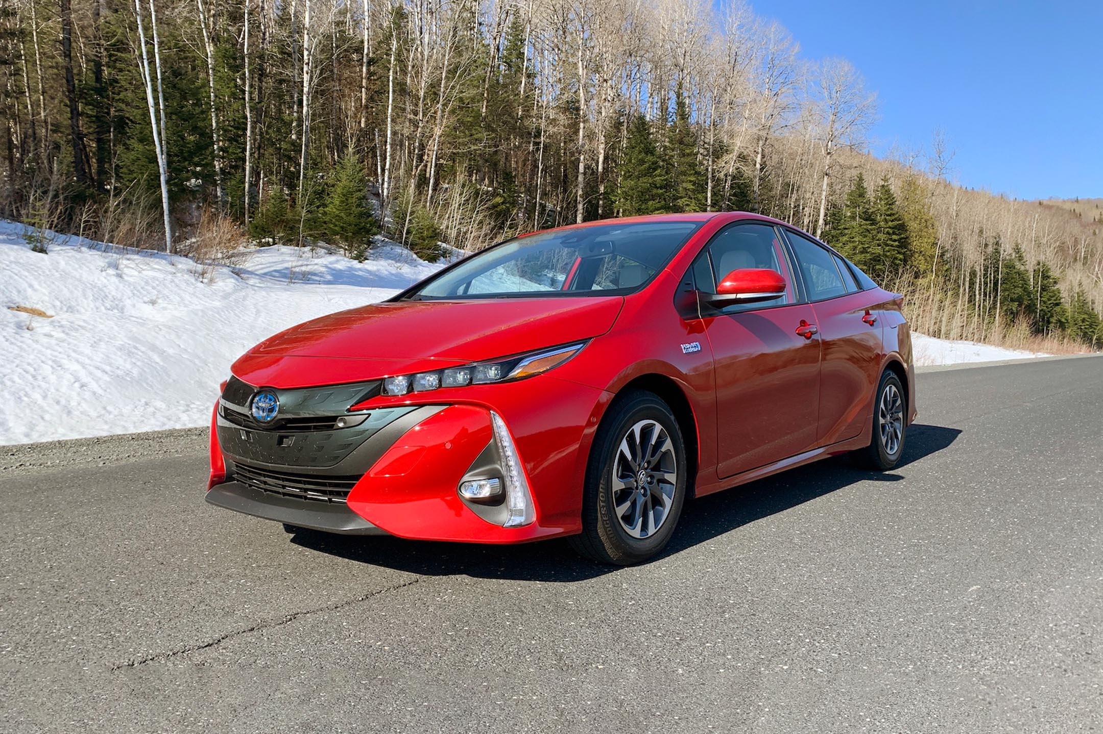Winter, Toyota Prius Prime Wallpaper, 2160x1440 HD Desktop