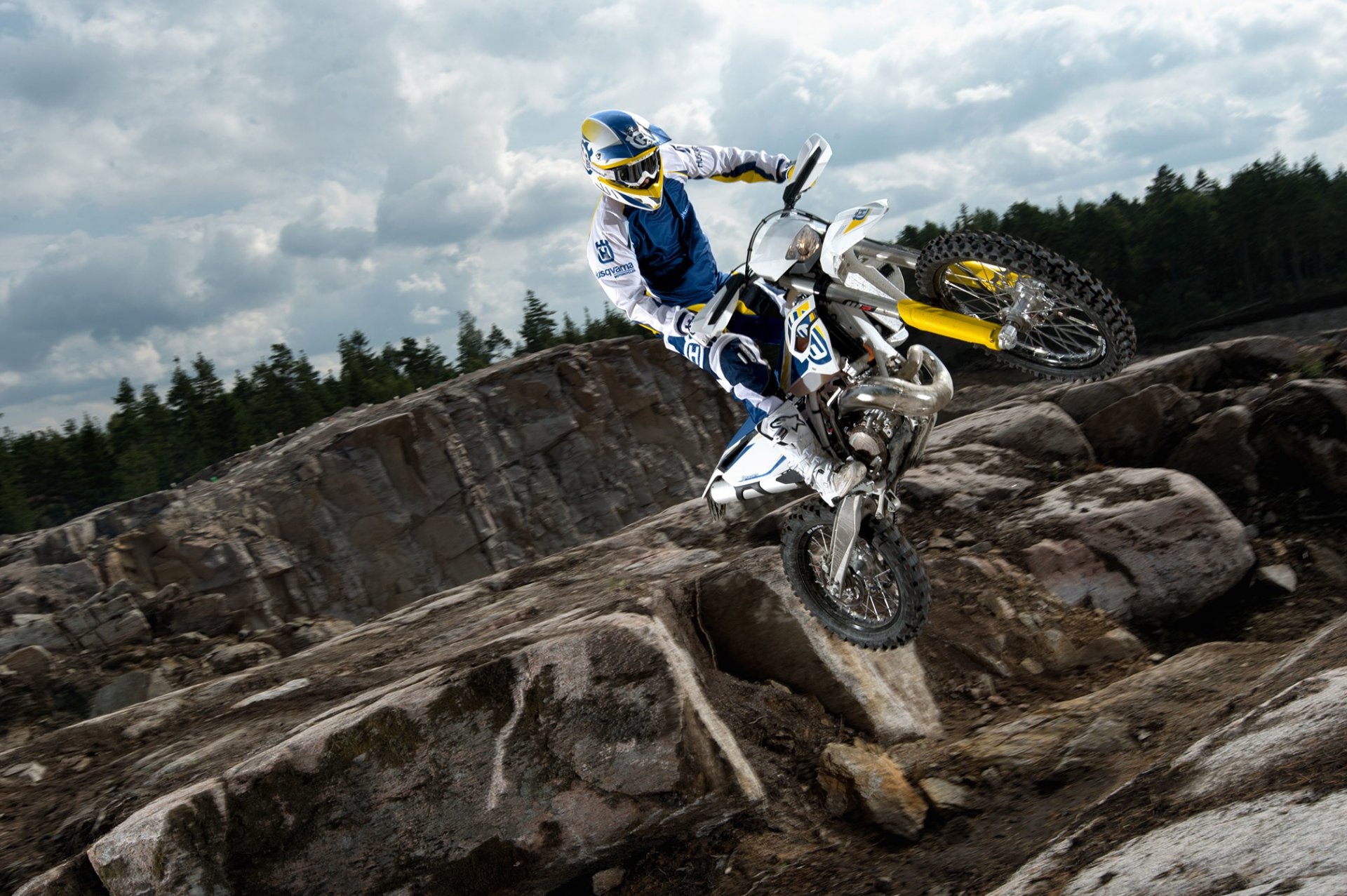 Husqvarna TE, 300 model, HD wallpapers, Backgrounds, 1920x1280 HD Desktop