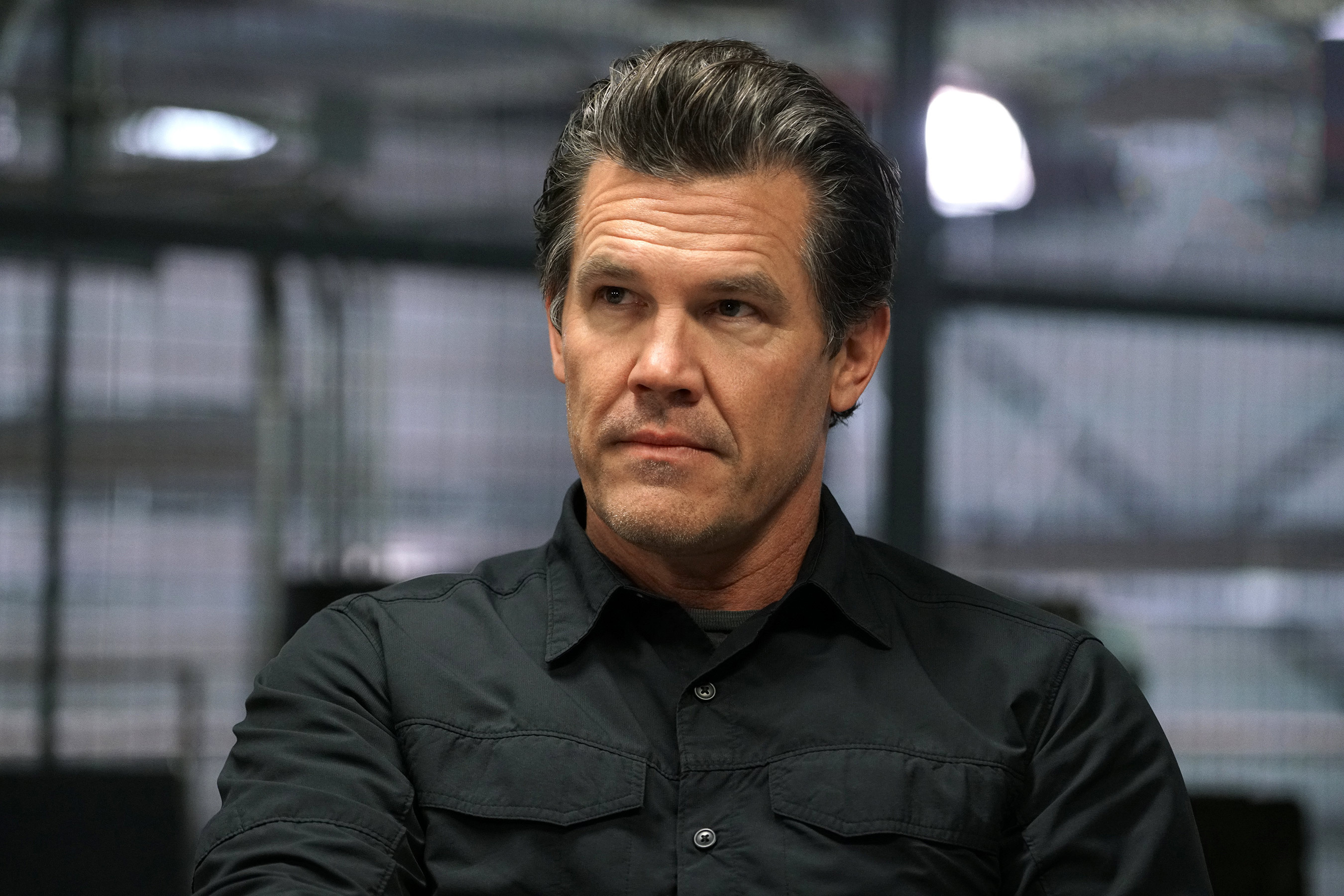 Josh Brolin, Sicario 2 Soldado, Intense performance, Action-packed movie, 2700x1800 HD Desktop