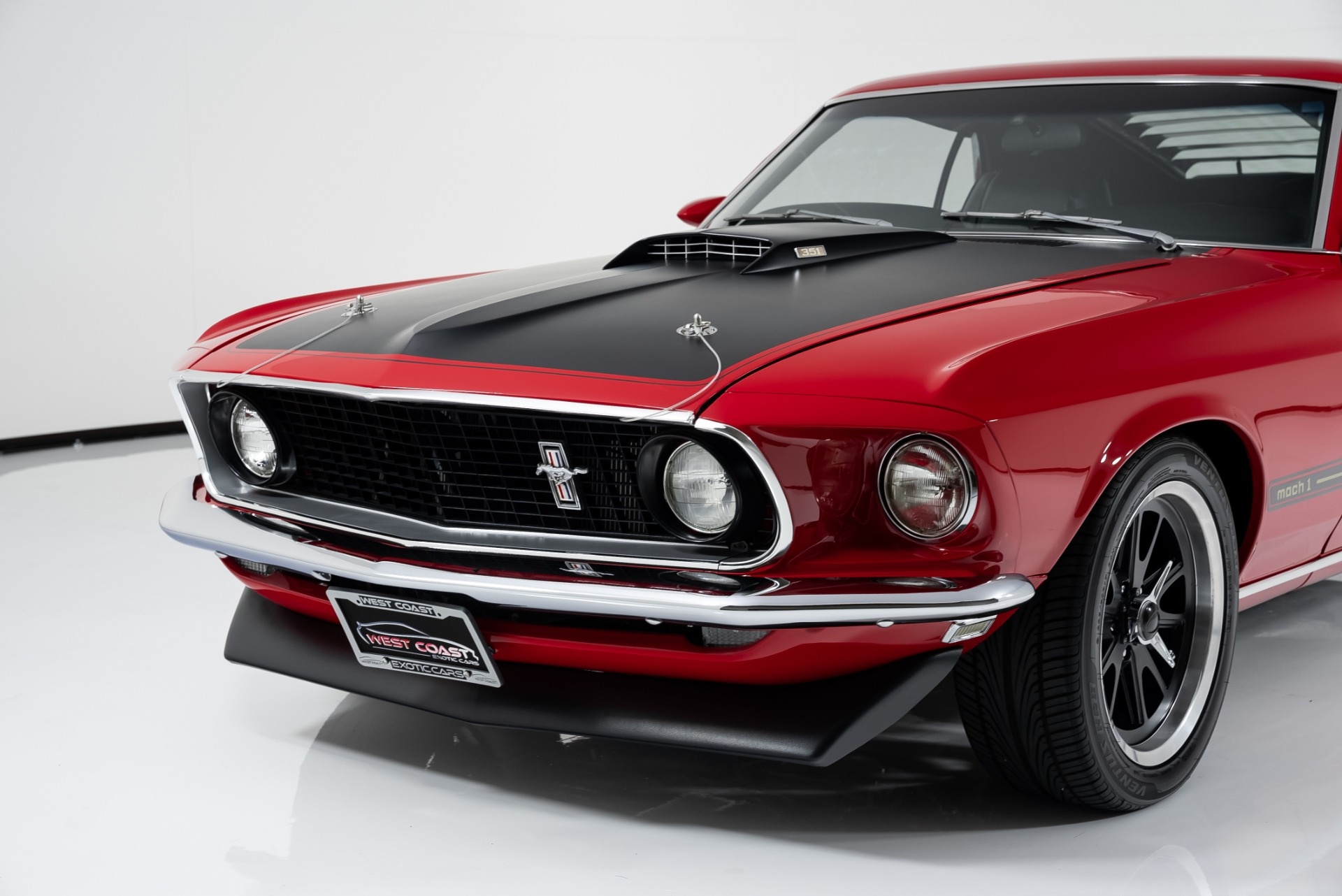 1969 Ford Mustang Mach 1, Matte black hood scoop, Mustang pony emblem, HD Desktop wallpaper