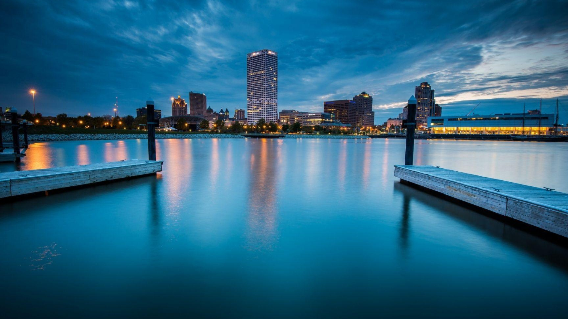 Milwaukee Skyline, 4K wallpapers, HD backgrounds, Milwaukee cityscapes, 1920x1080 Full HD Desktop