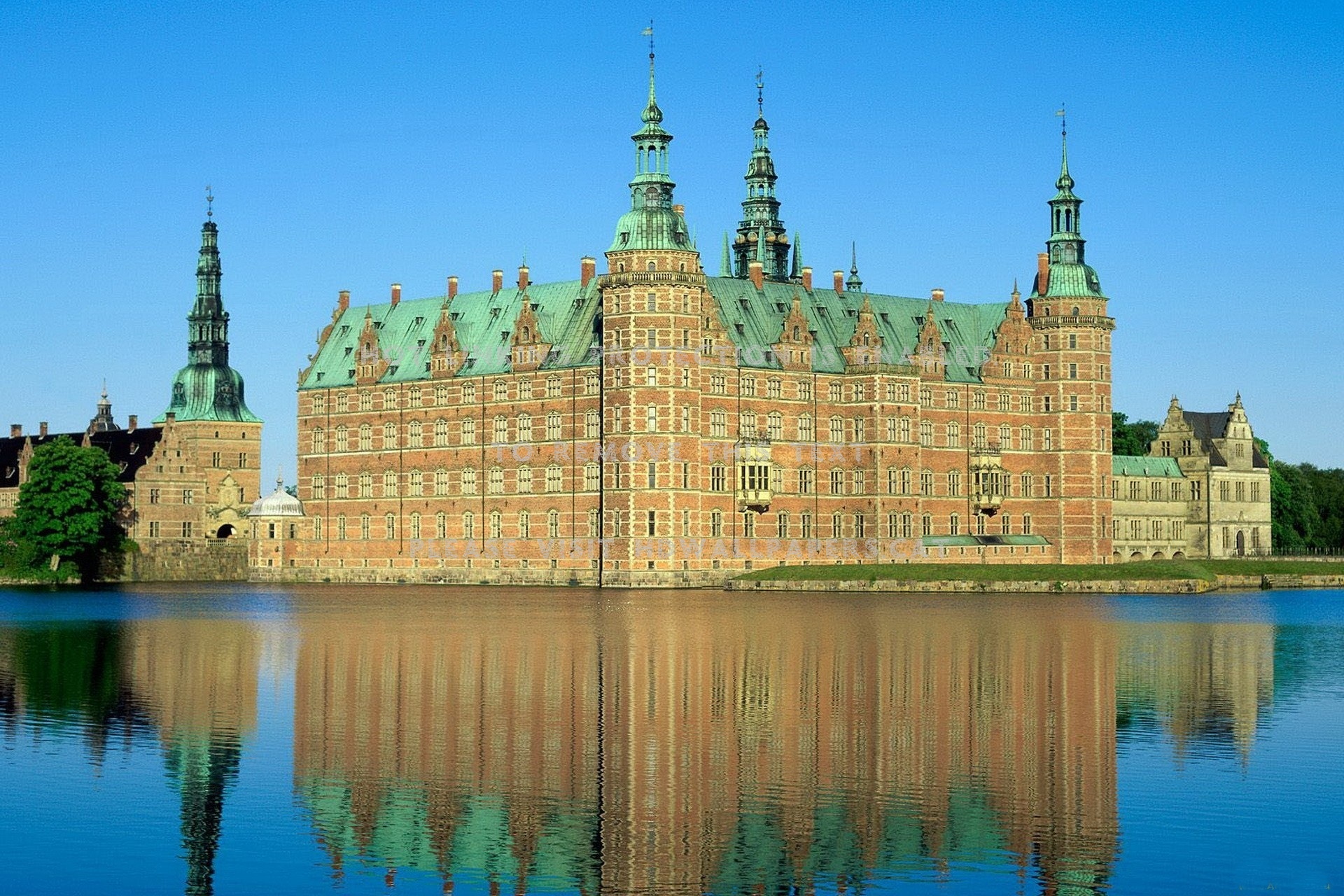 Frederiksborg Castle, Denmark Wallpaper, 1920x1280 HD Desktop