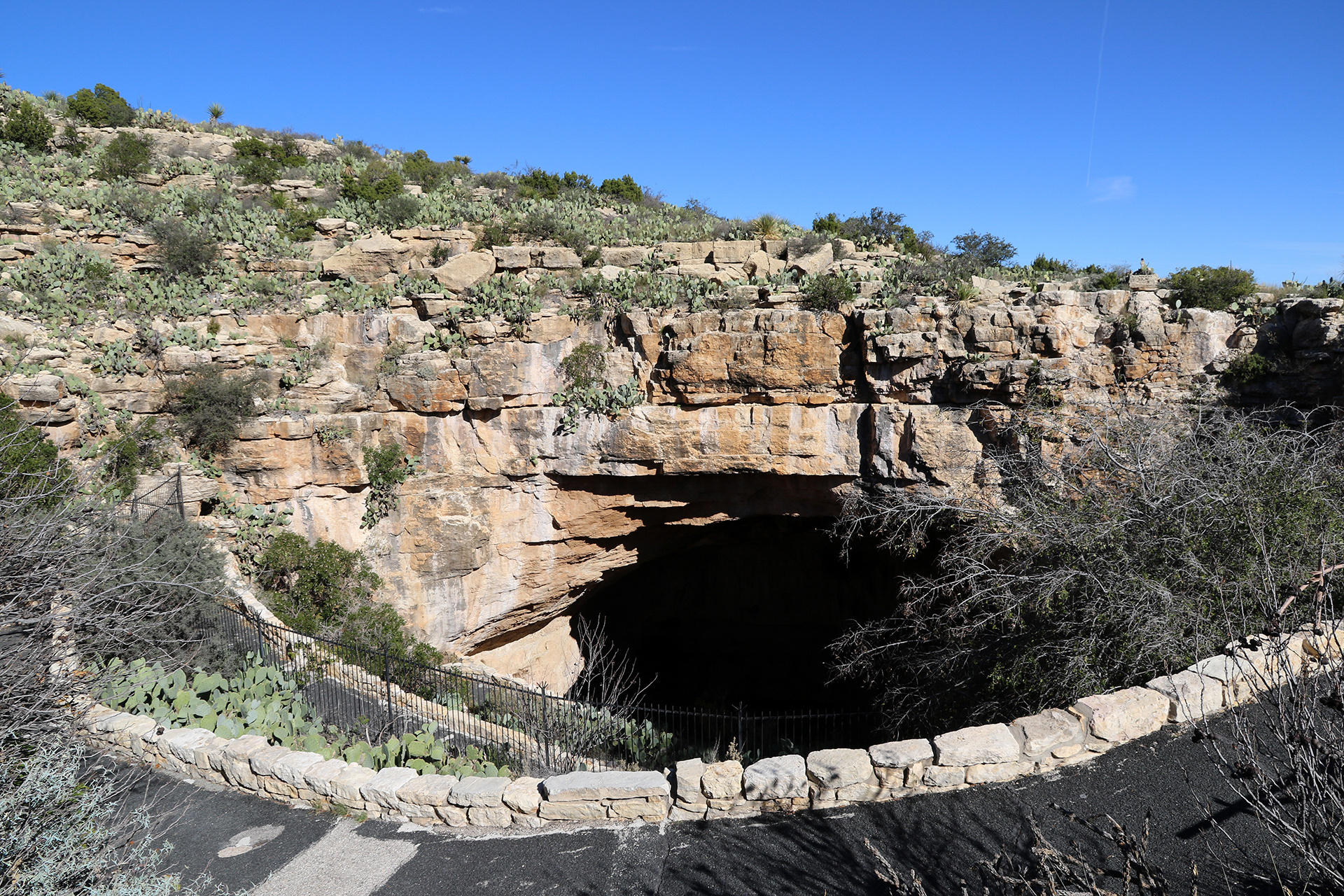 Carlsbad Caverns, National Park, Natural entrance, Exploring national parks, 1920x1280 HD Desktop