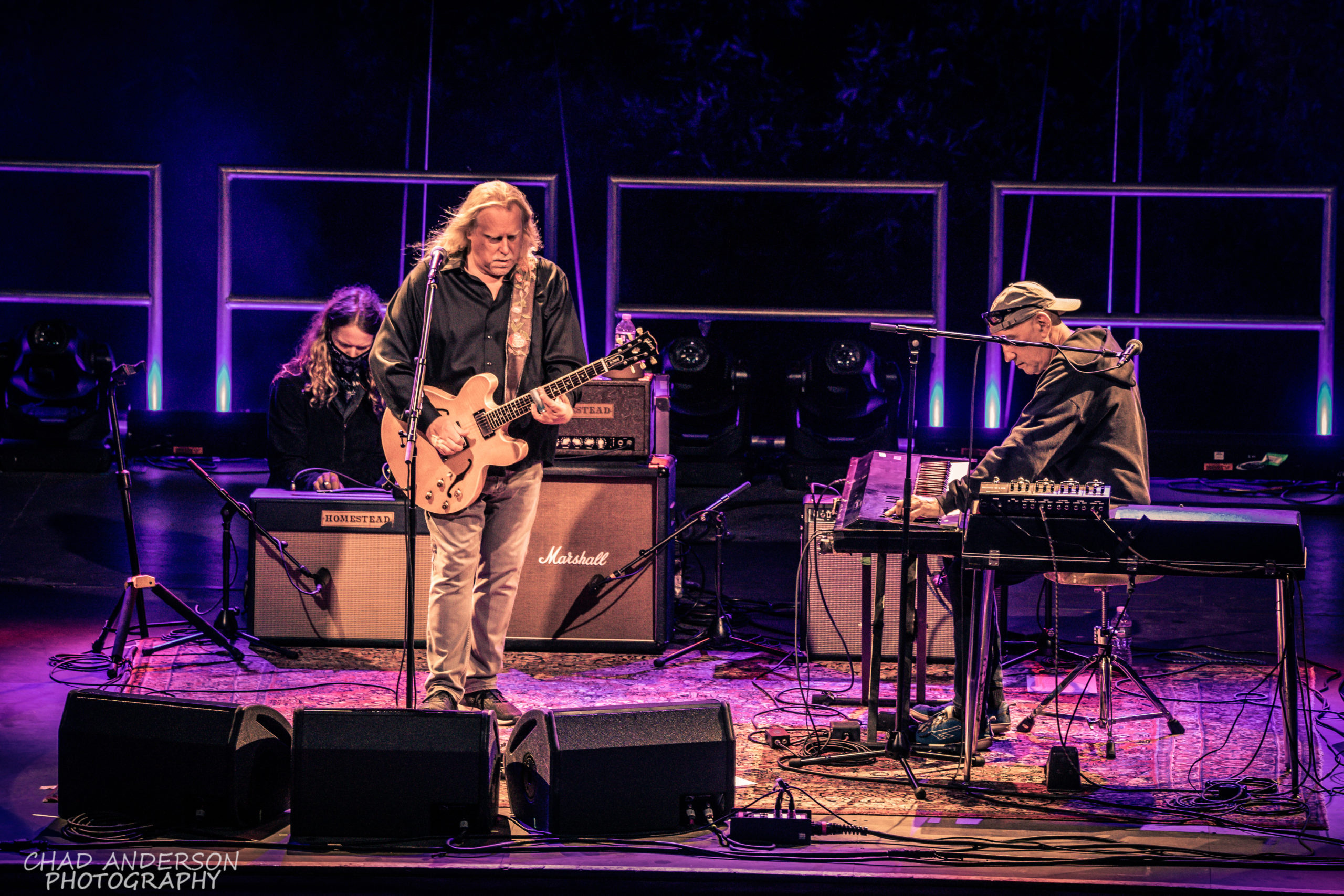 Warren Haynes, Danny Louis Explore Covers, Gov't Mule Catalog At South Farms Outdoor Show Videos/Photos 2560x1710