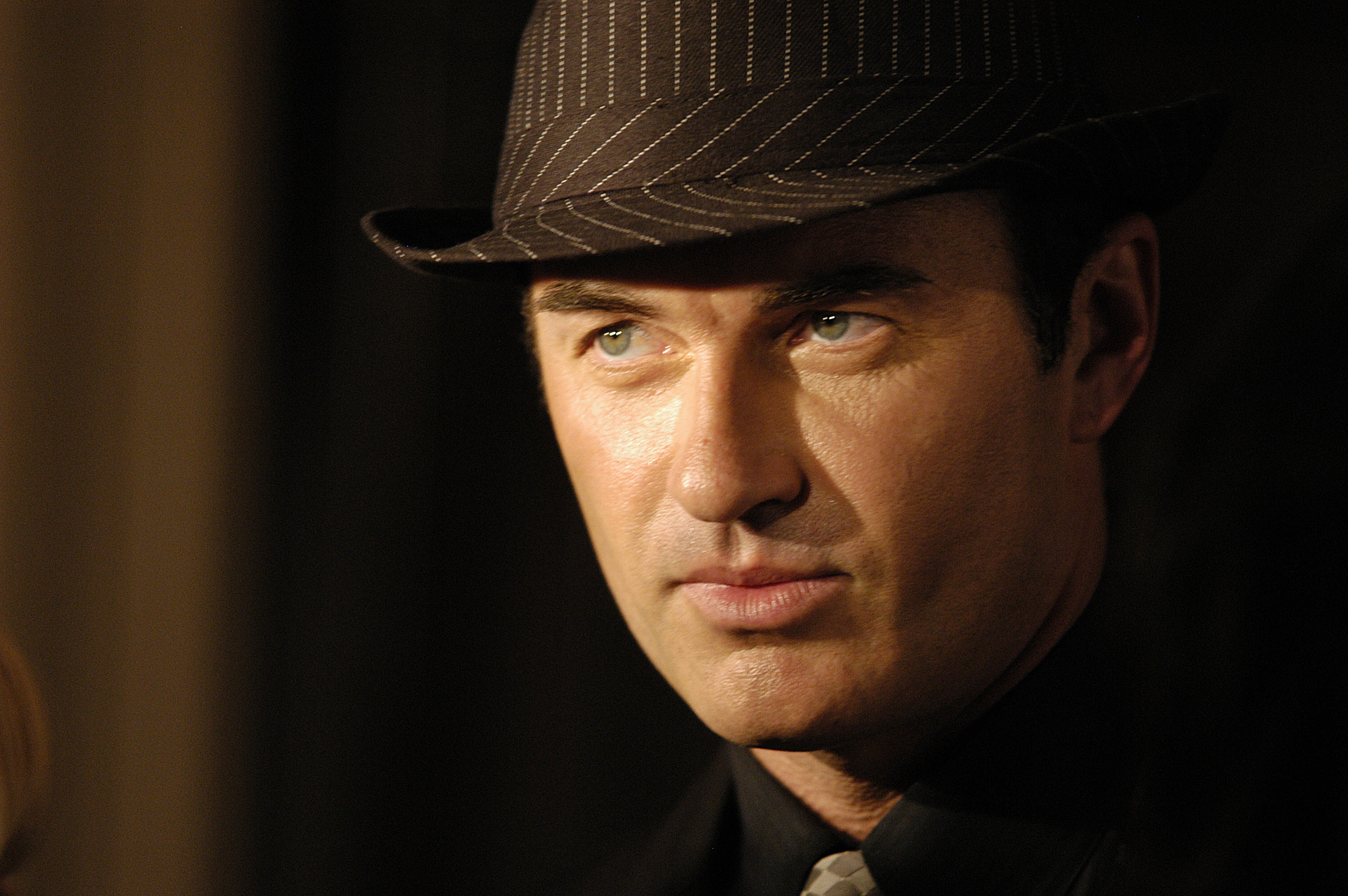 Julian McMahon, Hat collection, Widescreen wallpaper, Fashion, 3010x2000 HD Desktop