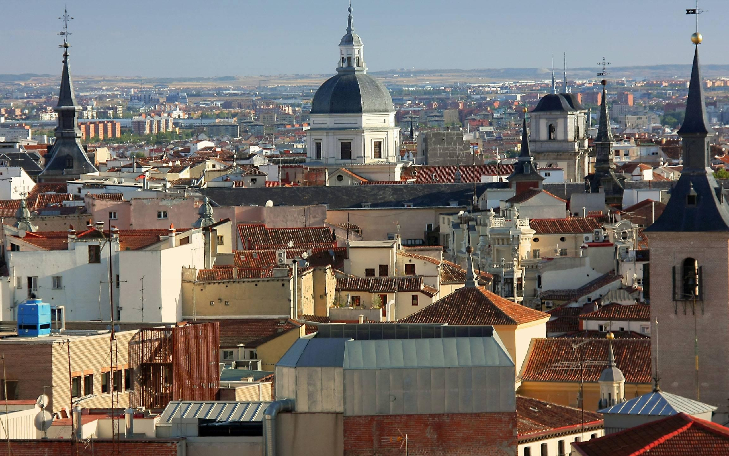 Madrid, Stunning wallpaper, City essence, Real Madrid, 2560x1600 HD Desktop