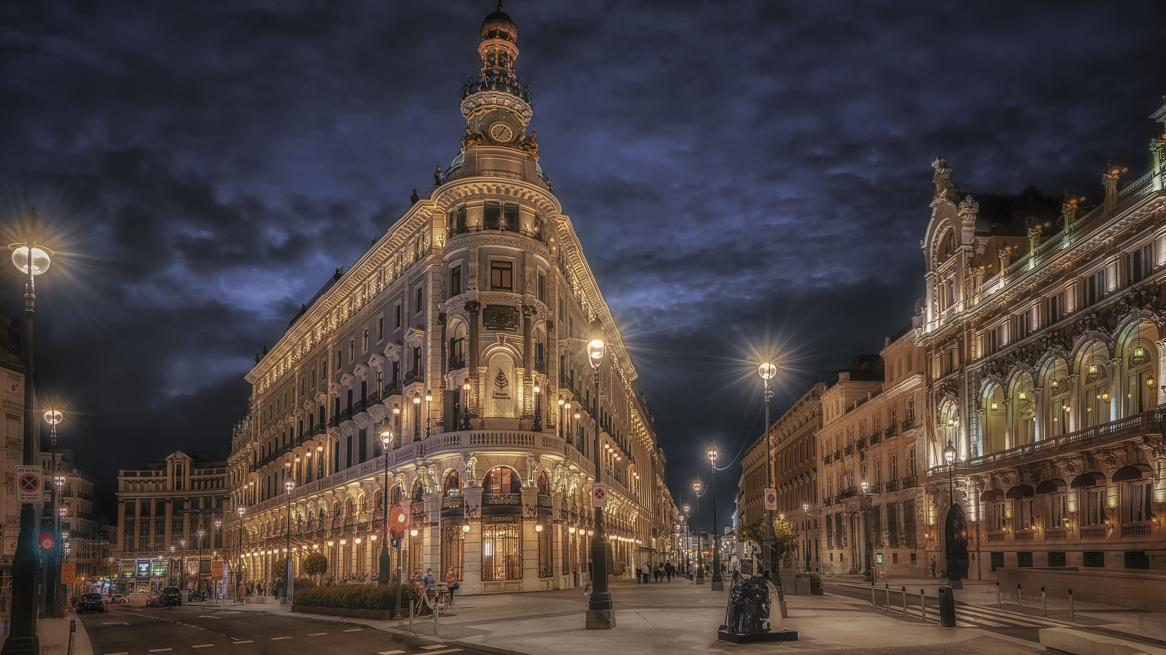 Four Seasons Hotel, Madrid Wallpaper, 3840x2160 4K Desktop