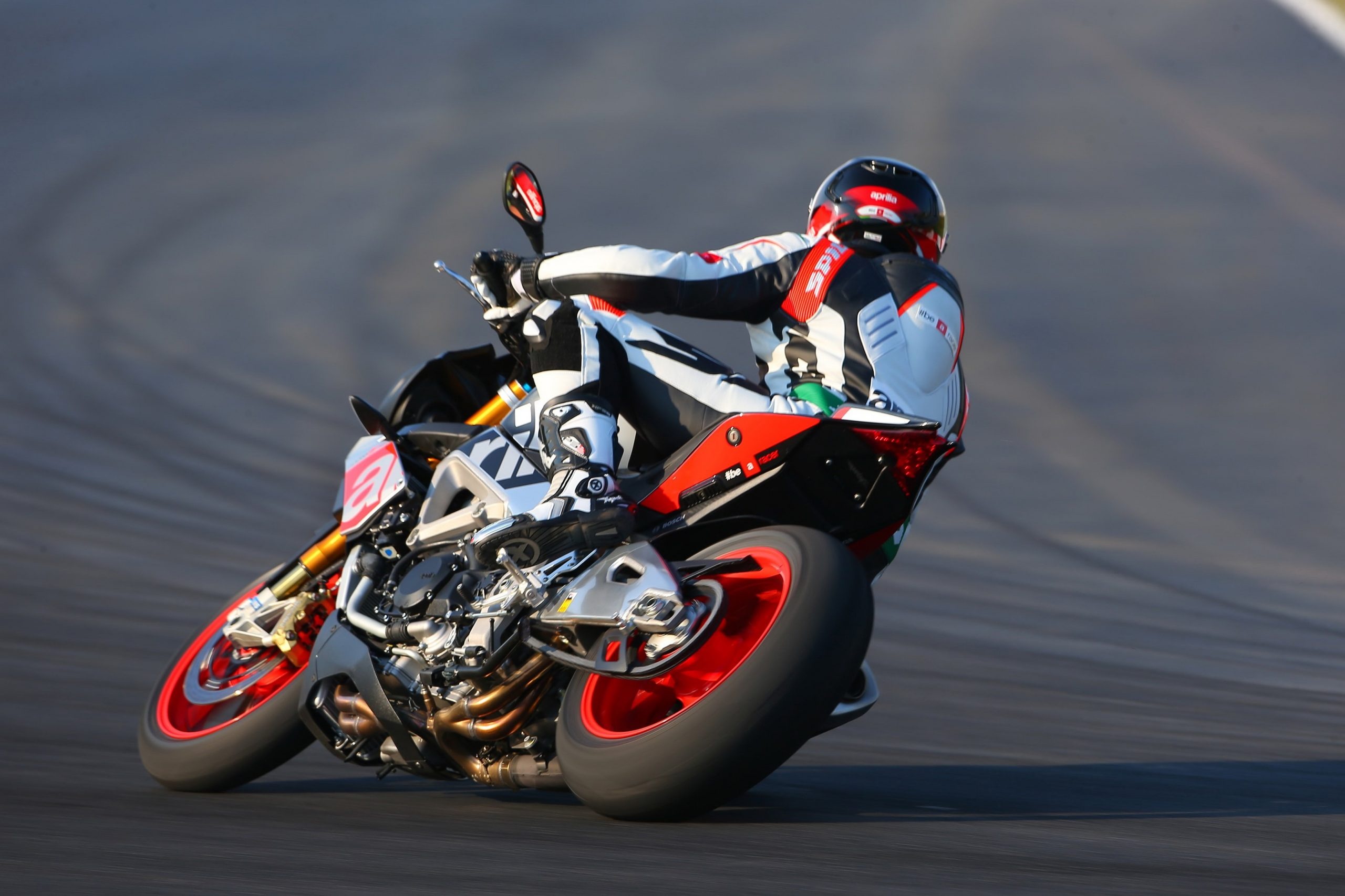 Aprilia RSV4, Badass helmet store, High resolution, Motorcycle wallpapers, 2560x1710 HD Desktop