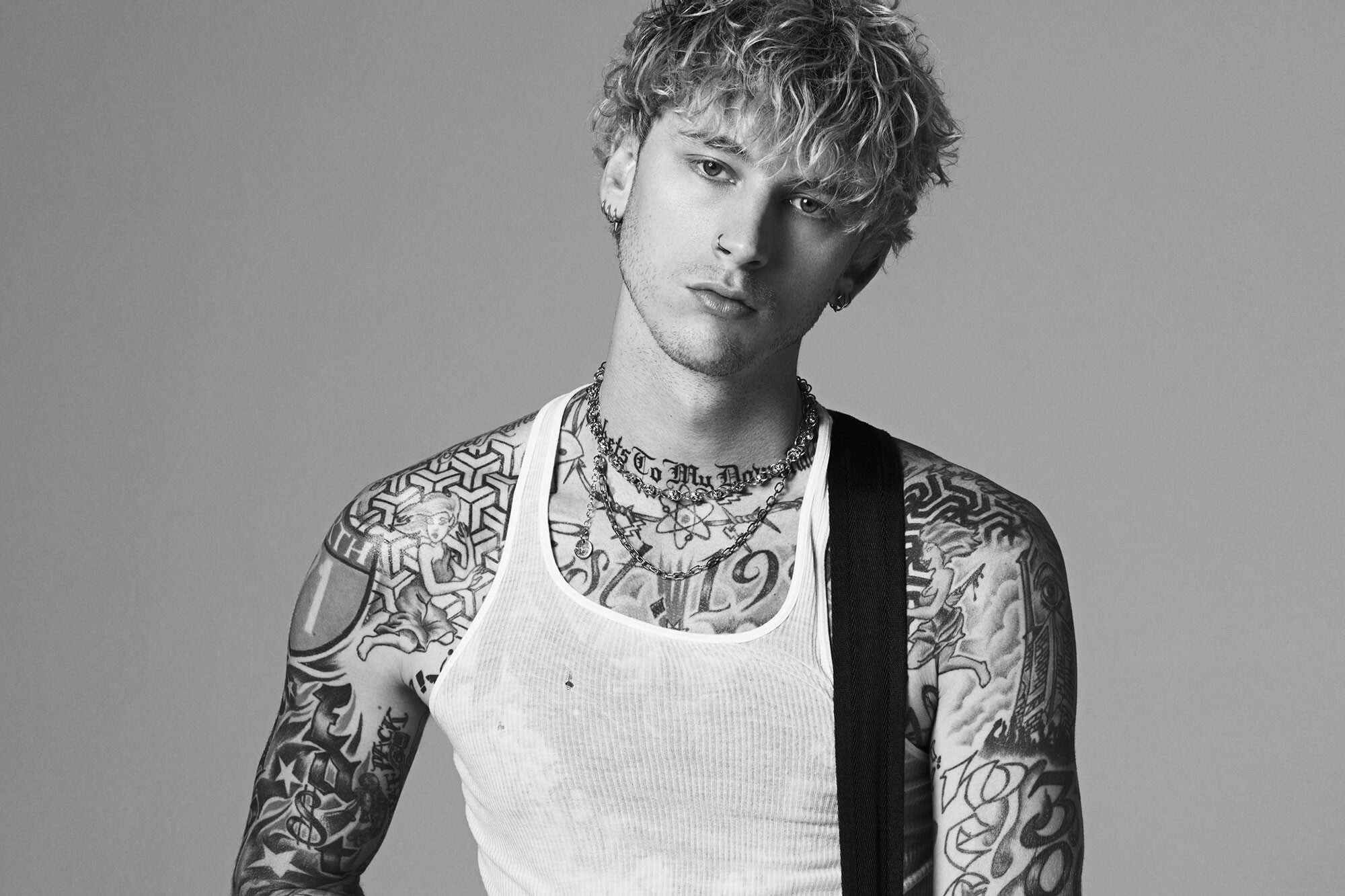 Machine Gun Kelly, Altldn festival lineup, Artist withdrawals, Dork magazine news, 2000x1340 HD Desktop