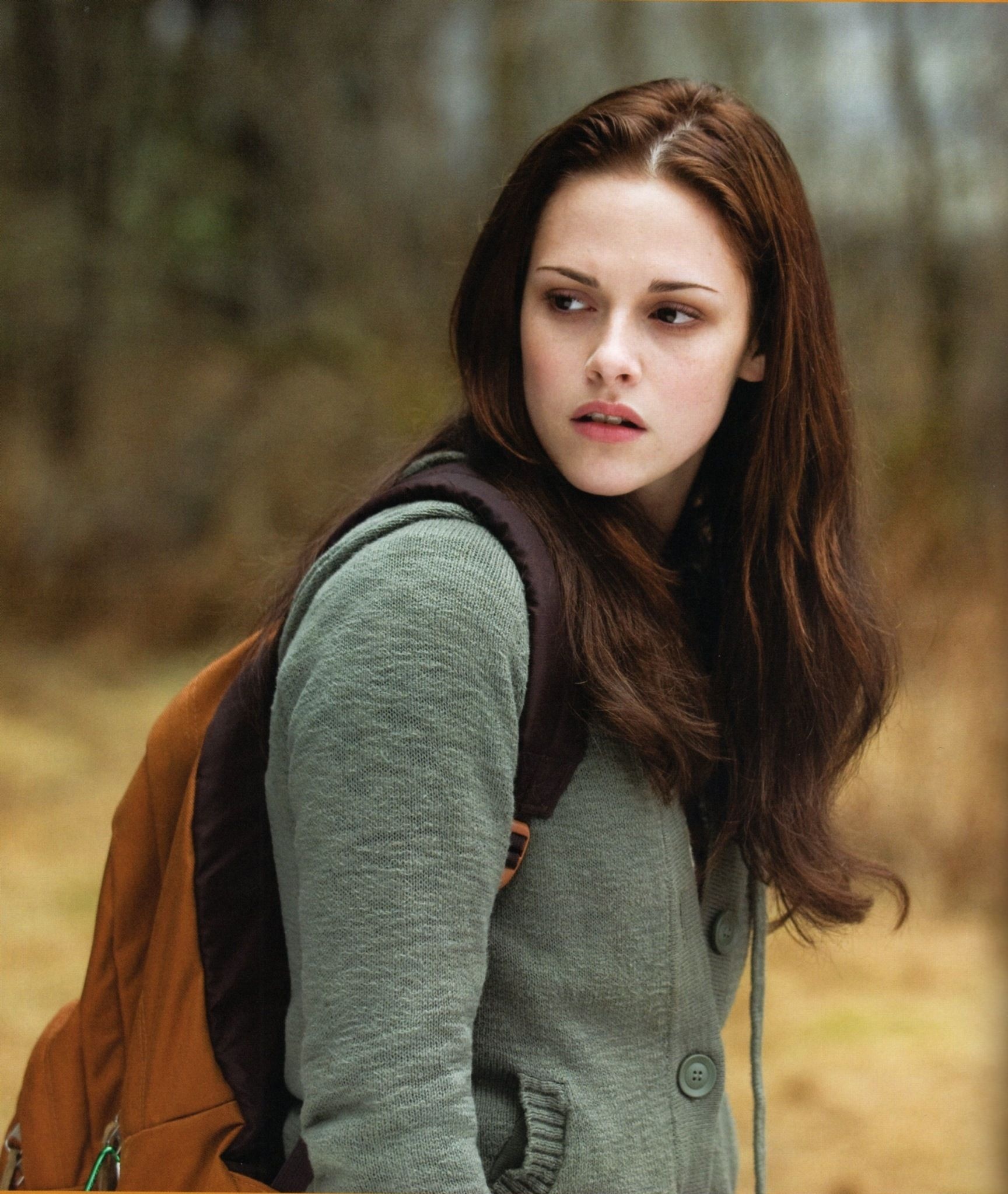 Bella (Twilight), Captivating wallpapers, Bella Swan, Twilight backgrounds, 1730x2050 HD Phone