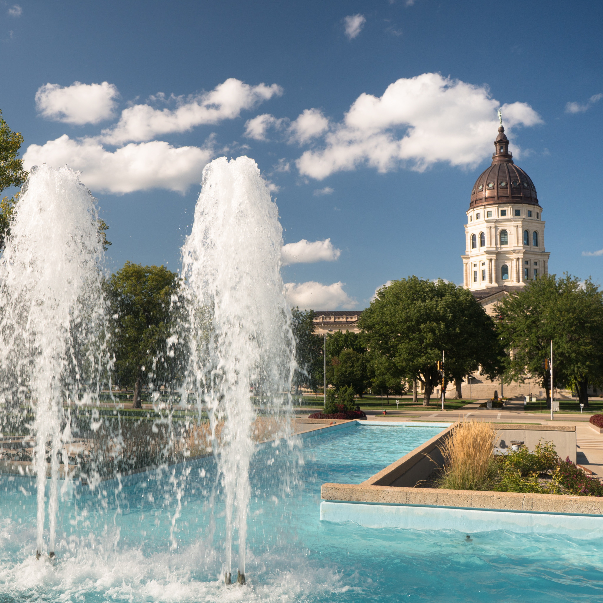 Topeka, Travels, Things to do, Kansas, 2050x2050 HD Phone