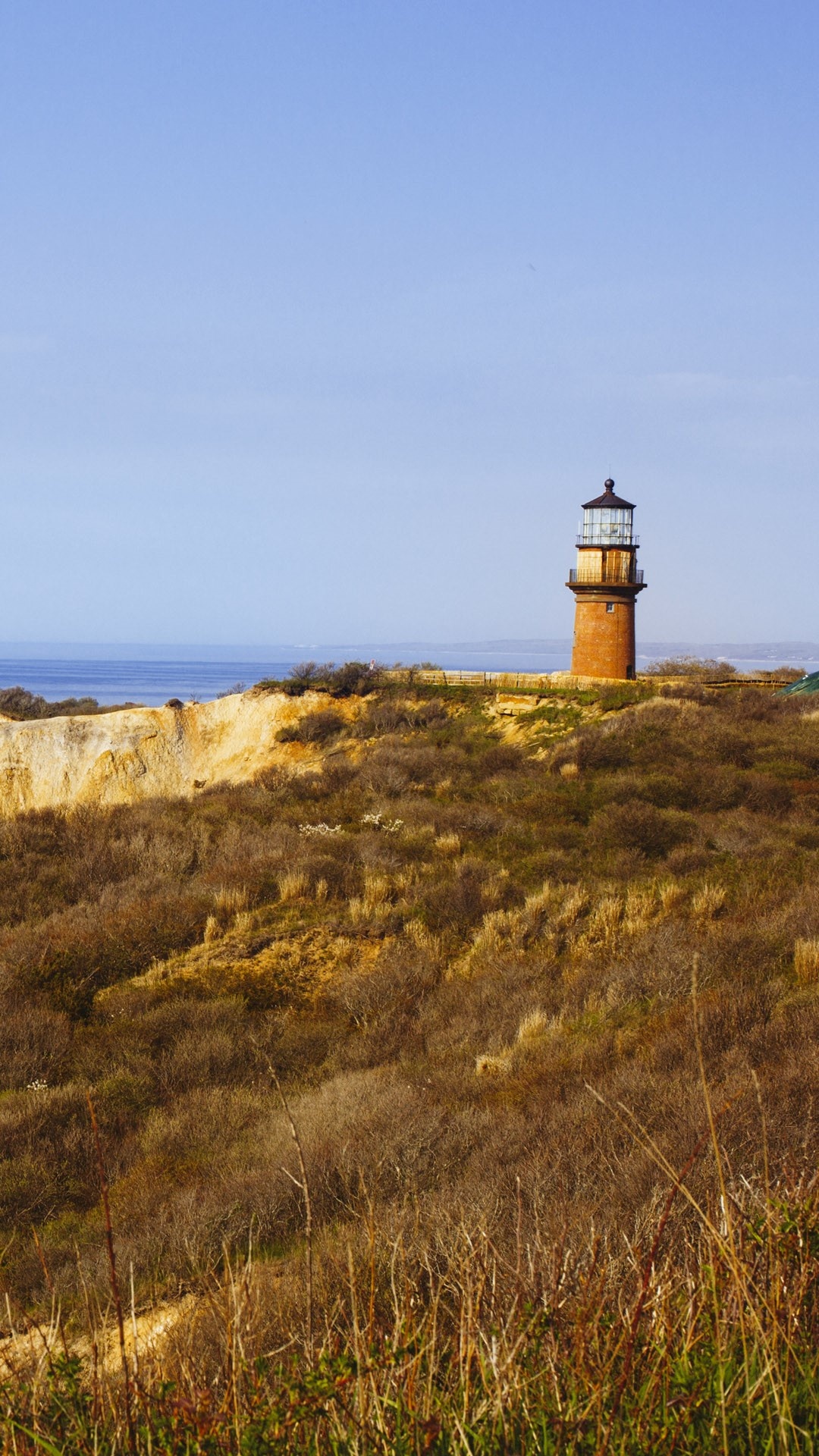 Gay Head Lighthouse, Marthas Vineyard, Aquinnah, Windows 10 spotlight, 1080x1920 Full HD Phone