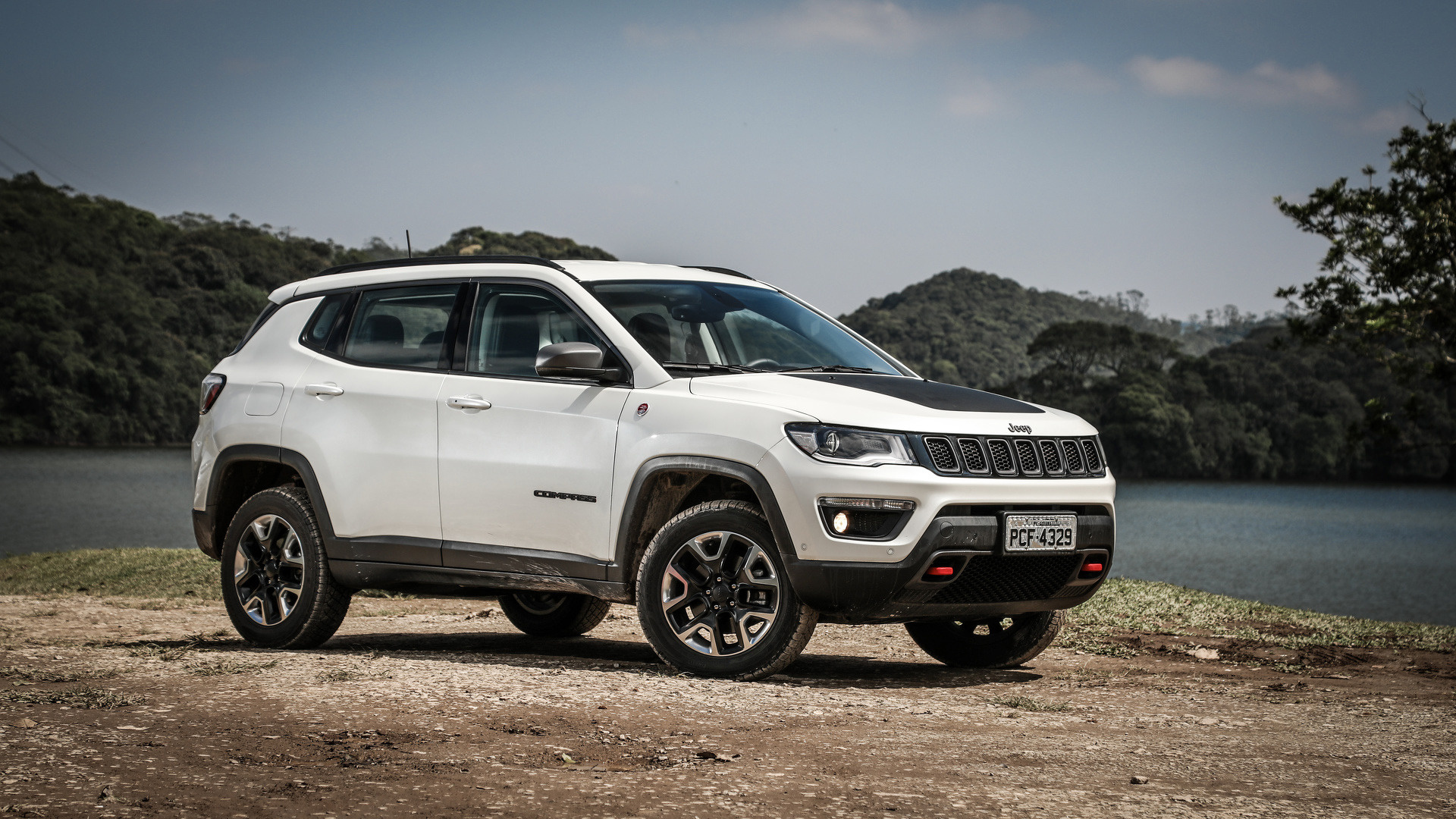 Jeep Compass, Stylish SUV, All-terrain capabilities, Innovative features, 1920x1080 Full HD Desktop