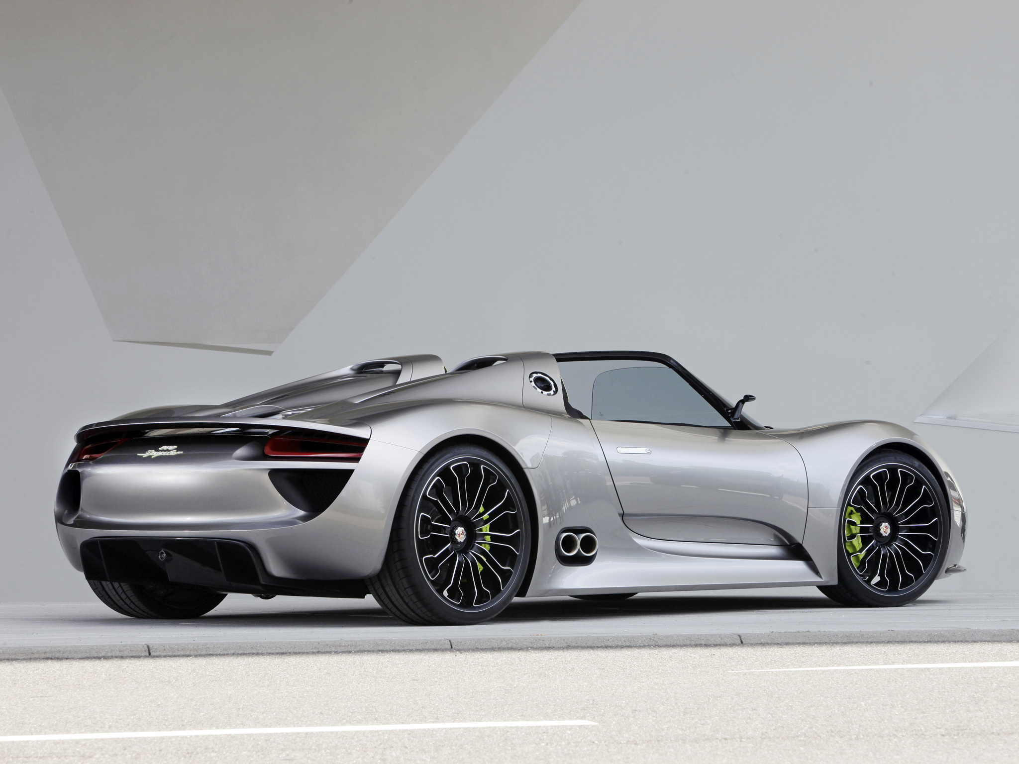 Porsche 918 Spyder Concept, Side-exit dual exhaust pipes, Porsche Museum Stuttgart exterior, HD Desktop wallpaper