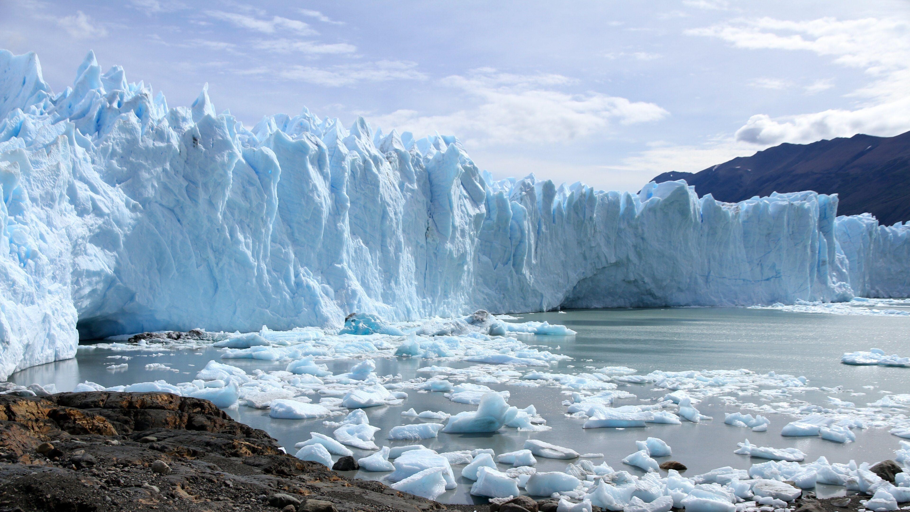 Glacial splendor, Frozen paradise, Nature's grace, Majestic ice, 3840x2160 4K Desktop