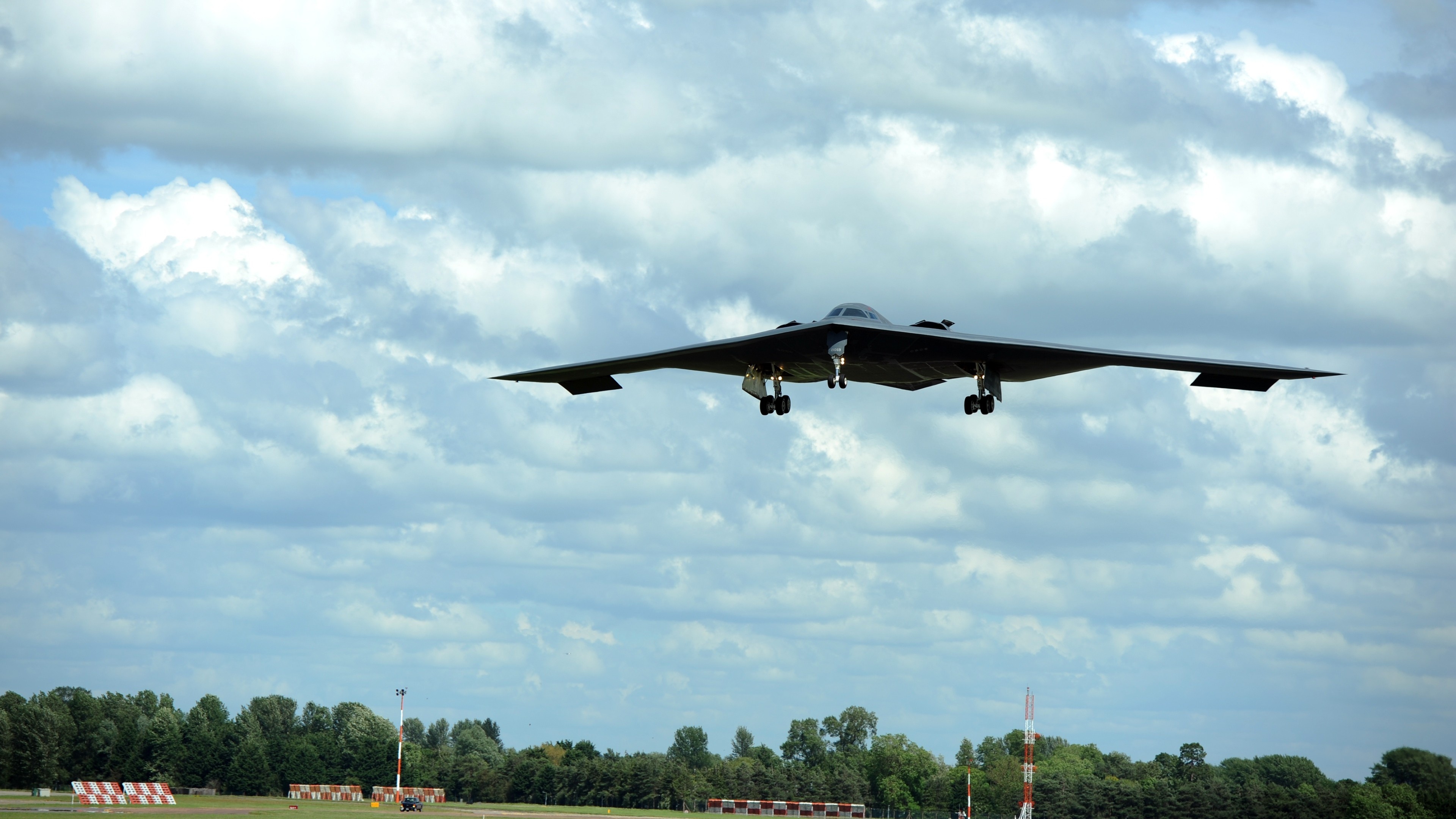 Northrop Grumman, B-2 Spirit, Military aircraft, 3840x2160 4K Desktop