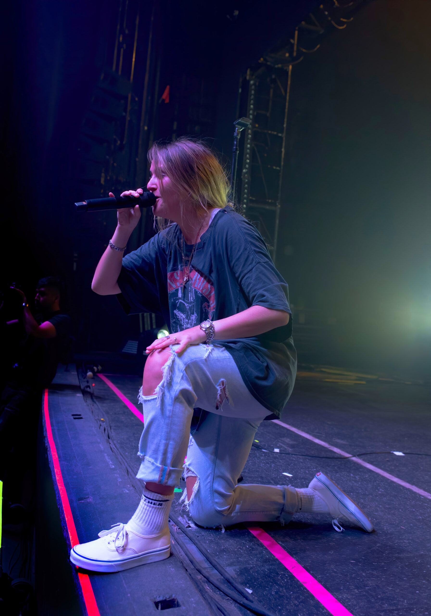 20 Stunning Photos of Chelsea Cutler at the Riviera Gallery - Chicago Music Guide 1800x2560