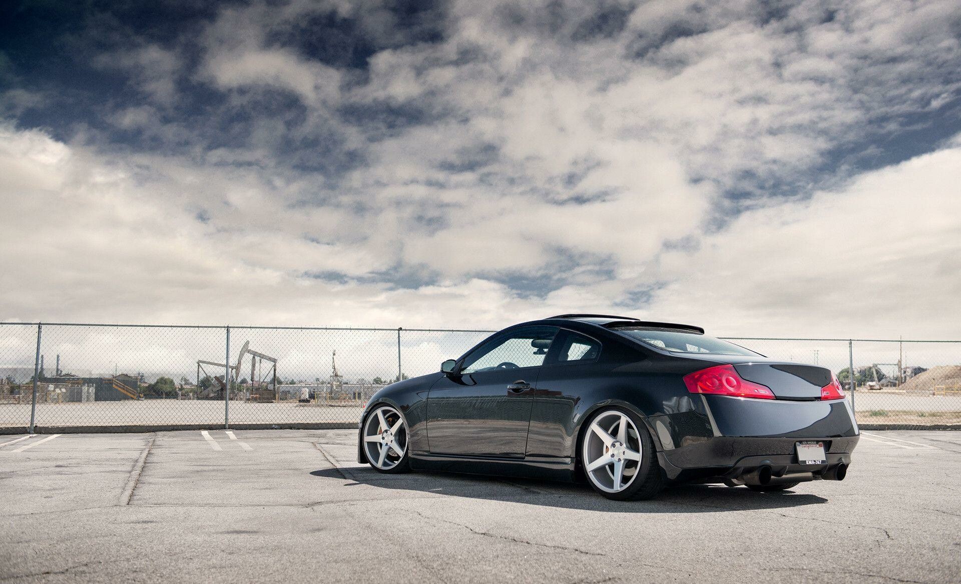 G35, Stylish and sleek, Iconic sedan, Timeless design, 1920x1170 HD Desktop