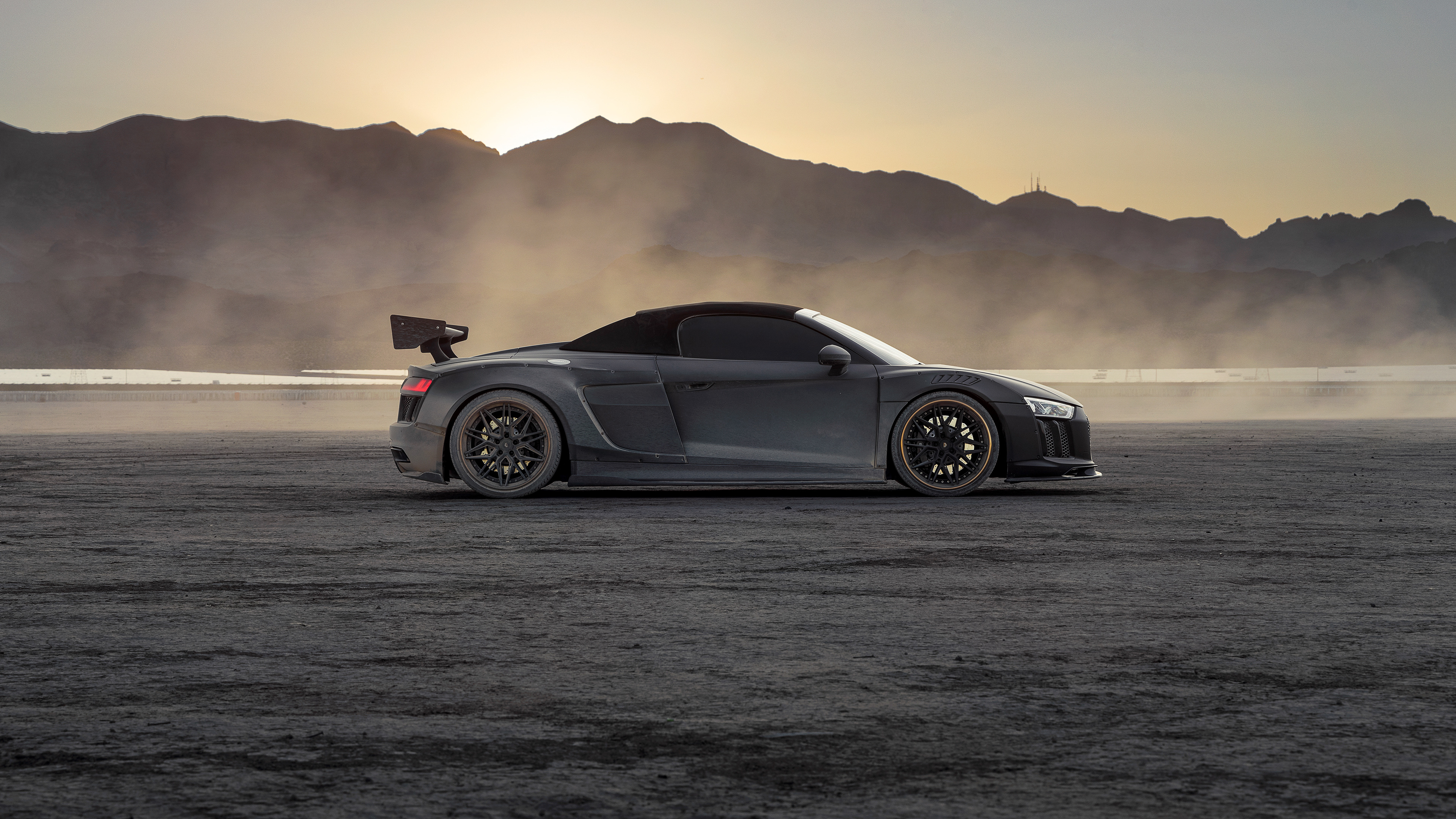 Audi R8 Spyder, dry lake bed, dusty mountain sunset, 4K Desktop wallpaper