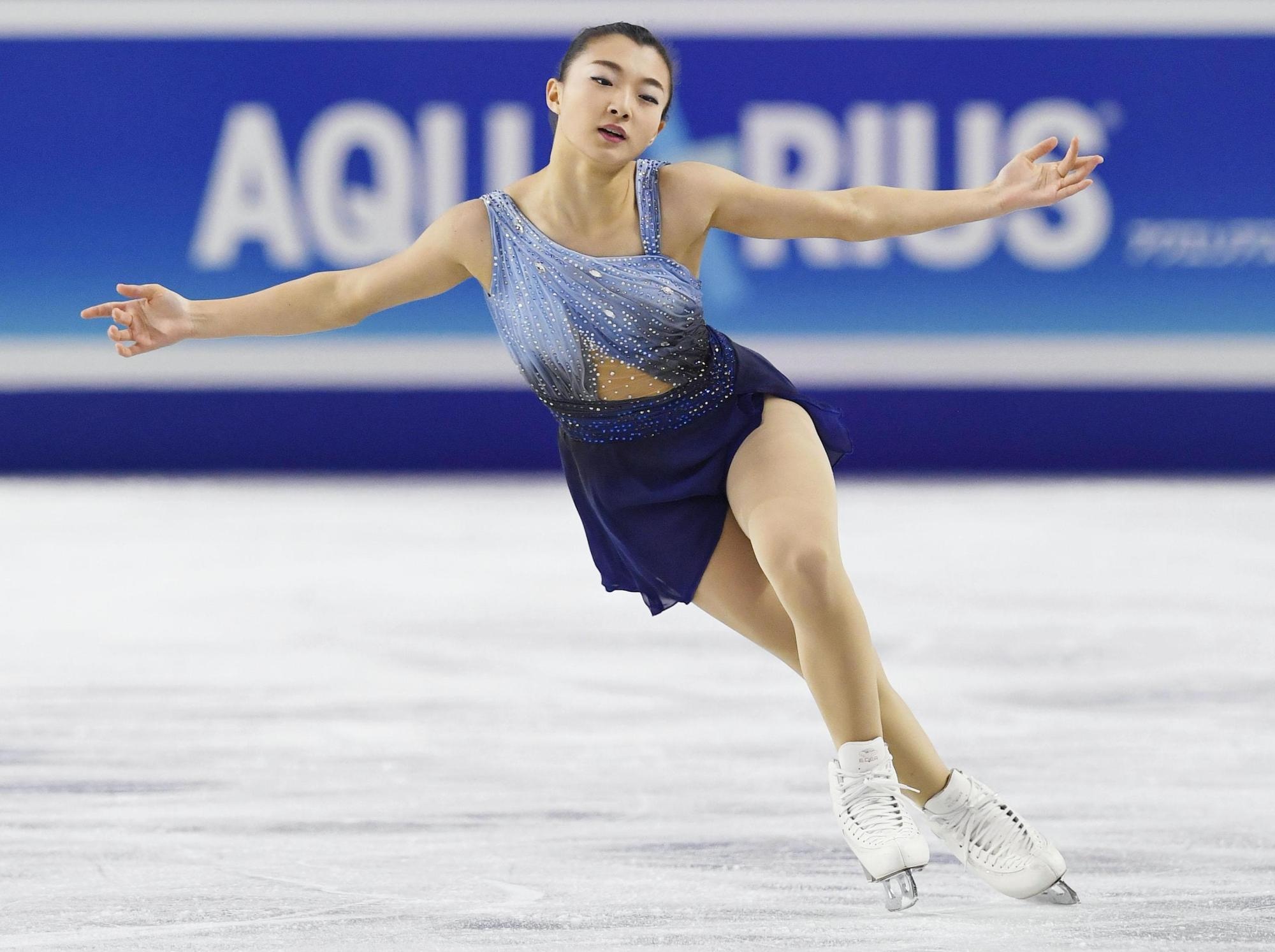 Kaori Sakamoto, Sports rising star, Slim lead, Japanese Nationals, 2000x1500 HD Desktop