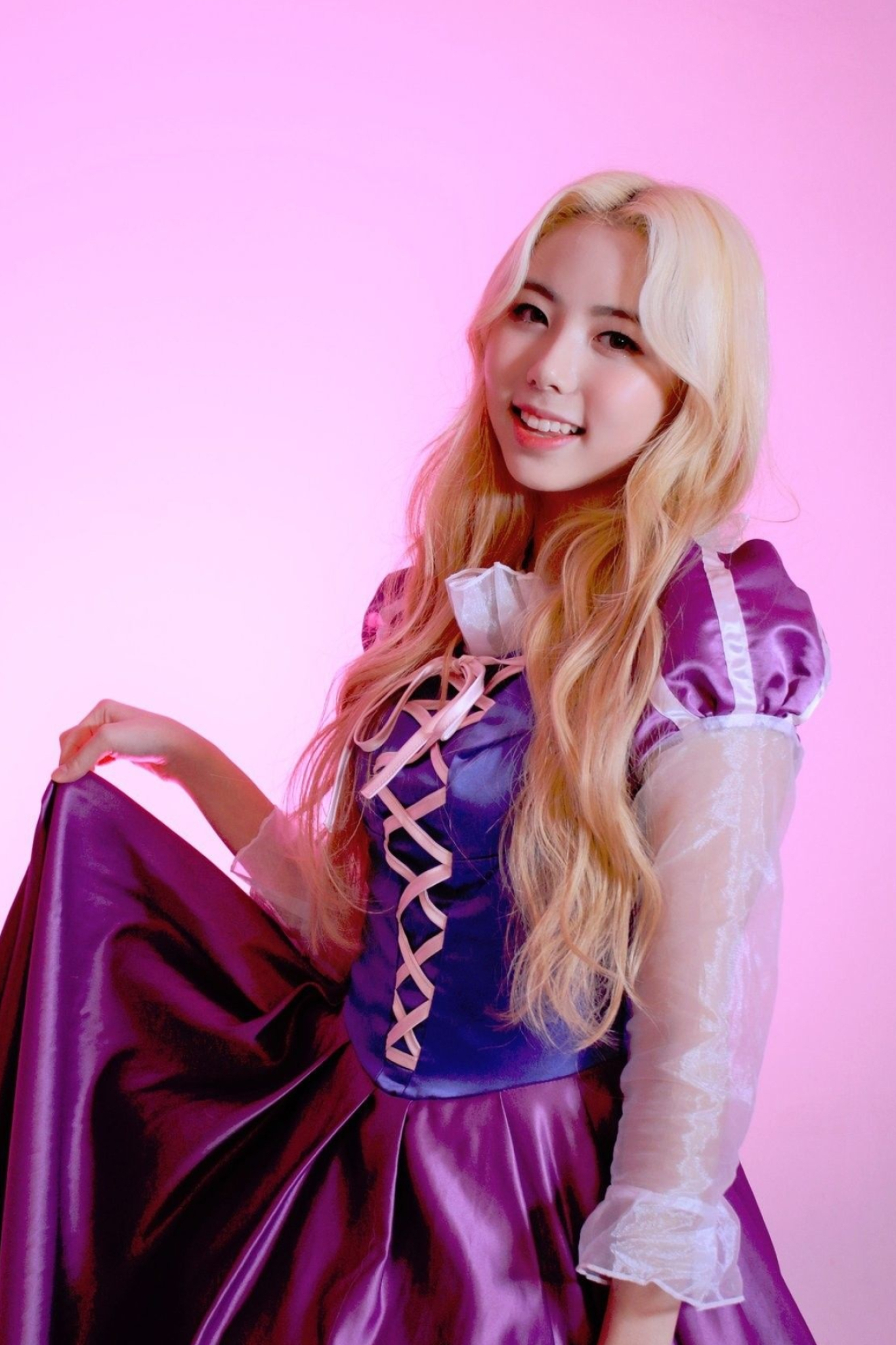 Rapunzel cosplay, Purple Kiss Wallpaper, 1370x2050 HD Phone