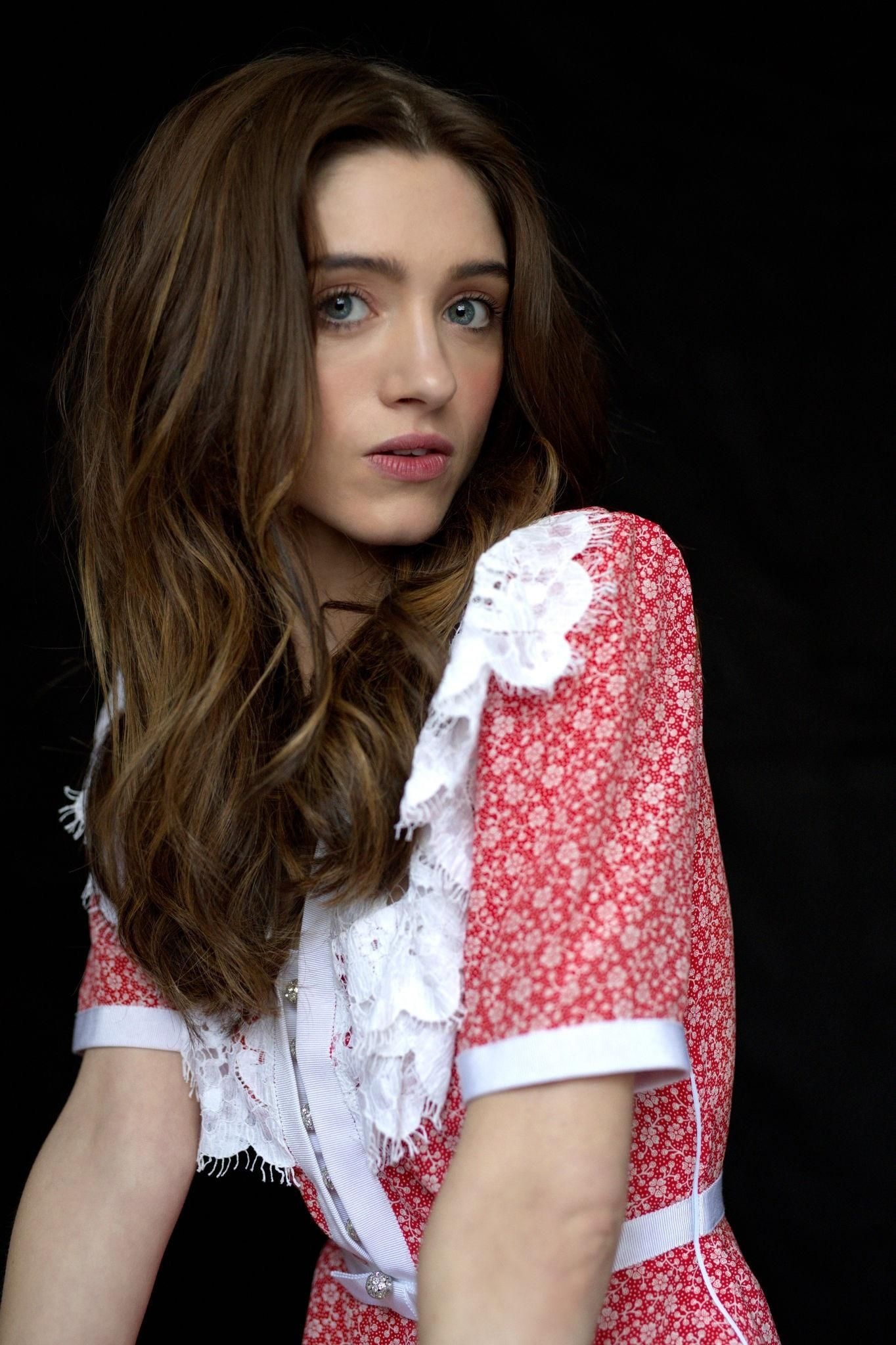 Natalia Dyer, TV shows actress, Healthy women, Natalie, 1370x2050 HD Phone