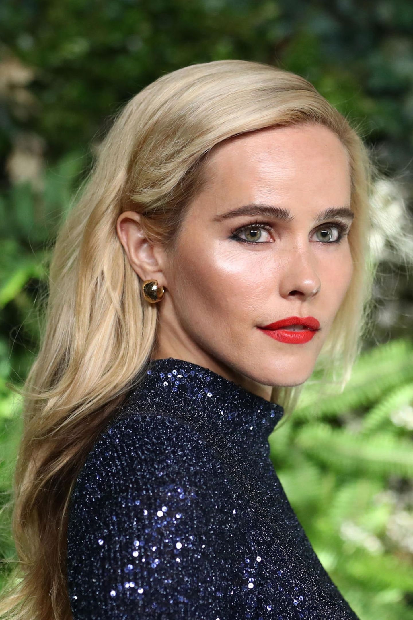 Isabel Lucas, Steckbrief news, Latest updates, Lucas beauty, 1440x2160 HD Phone