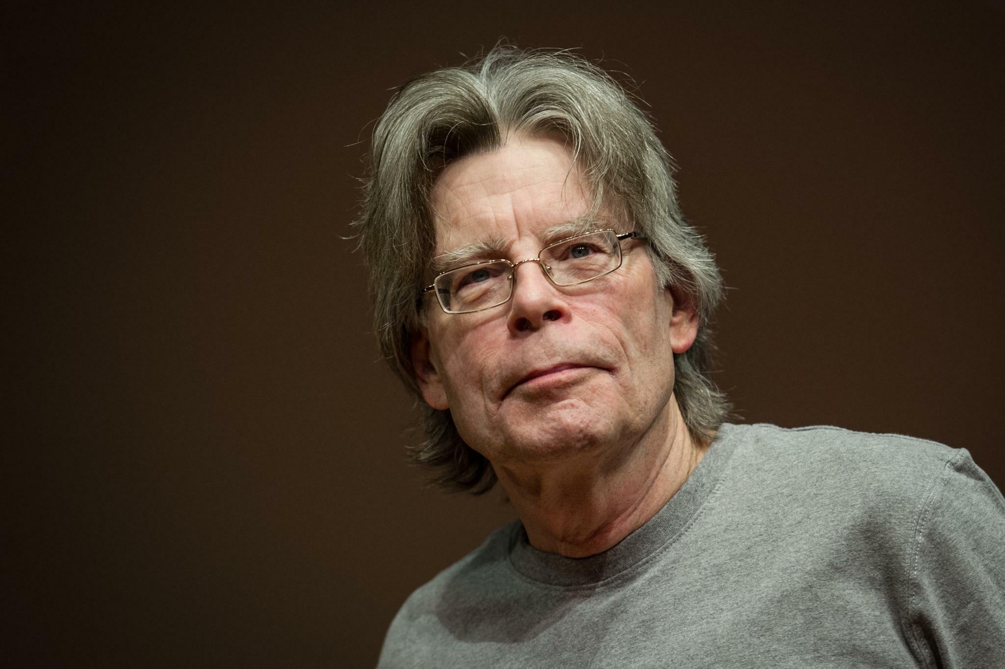 Stephen King, Politische Werbung, Privatsphre, 2050x1370 HD Desktop
