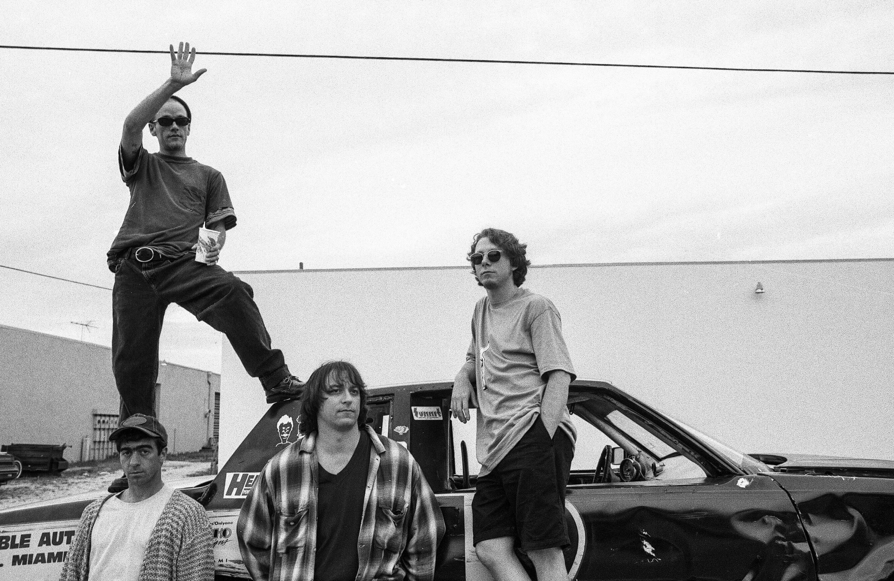 R. E. M. Band, Peter Buck, Songs, Monster, 2980x1940 HD Desktop