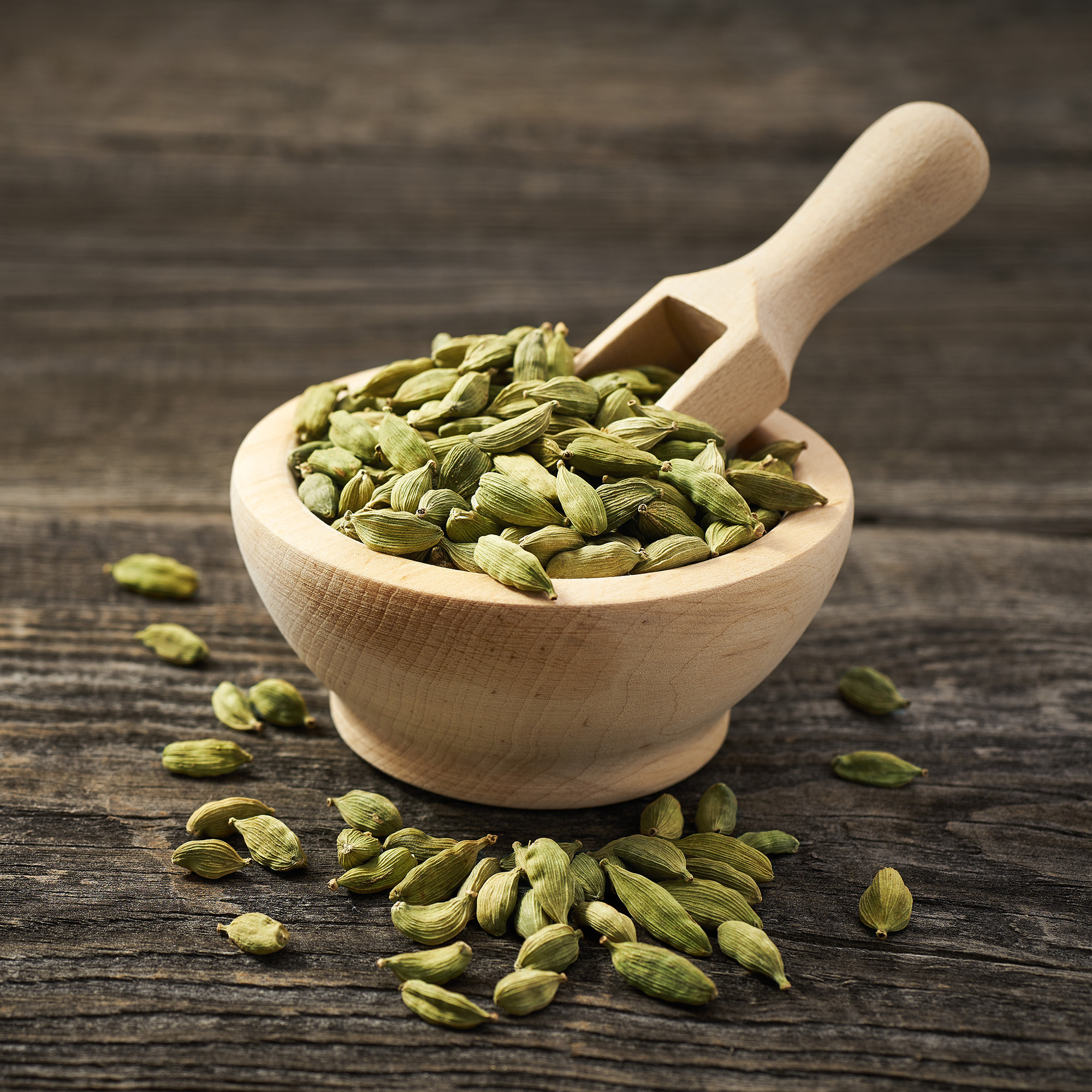Whole green cardamom, Kosher spice, All-natural flavor, French jar packaging, 2000x2000 HD Phone