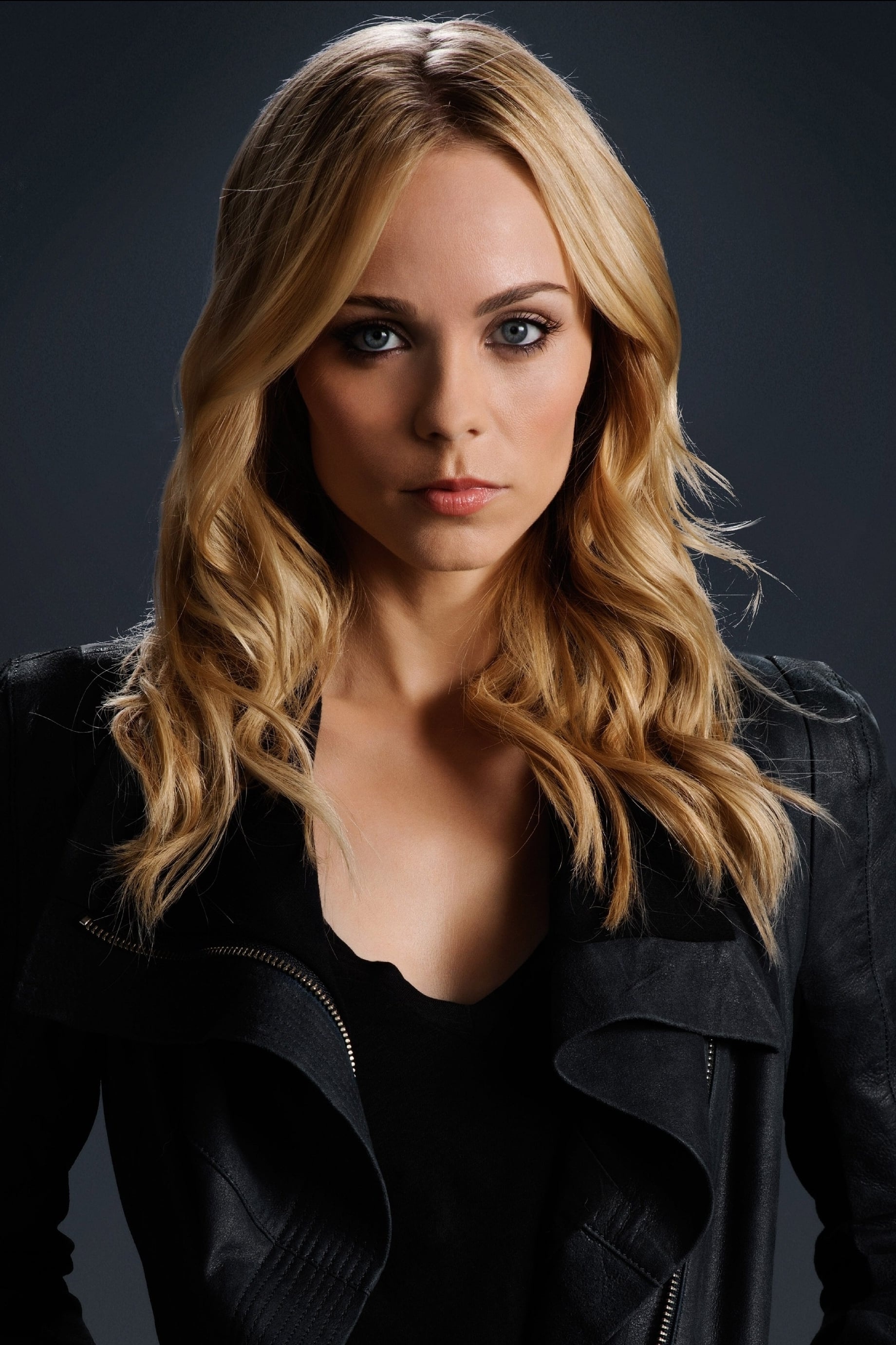 Laura Vandervoort, Profile images, The Movie Database, 1840x2760 HD Phone