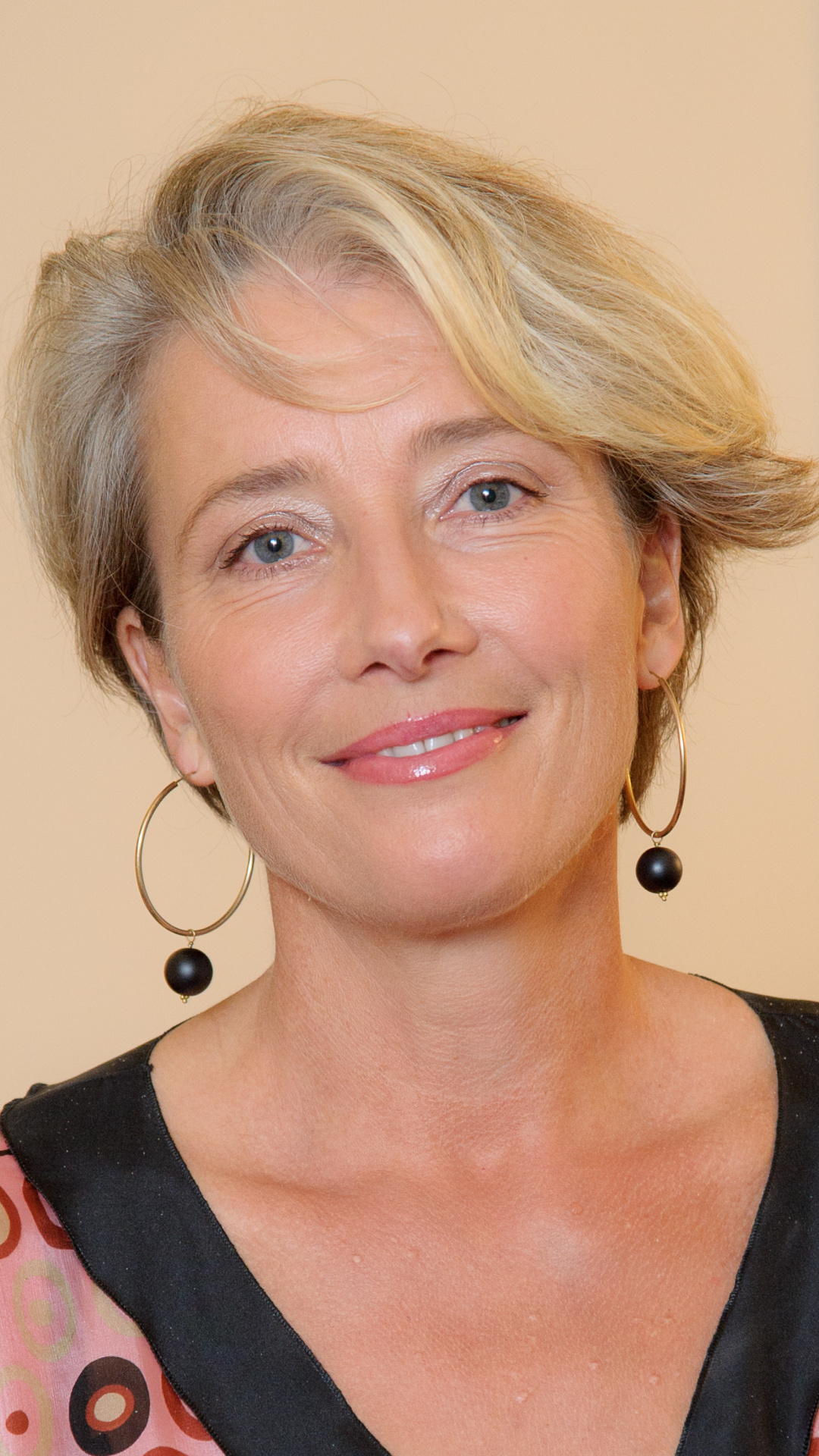 Emma Thompson wallpapers, Emma Thompson high quality, Emma Thompson desktop, Emma Thompson tablet, 1080x1920 Full HD Phone