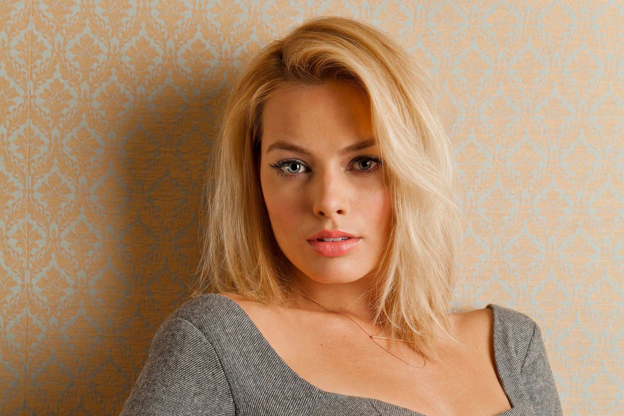 Margot Robbie, Celebrities, 4K wallpapers, Images, 2000x1340 HD Desktop