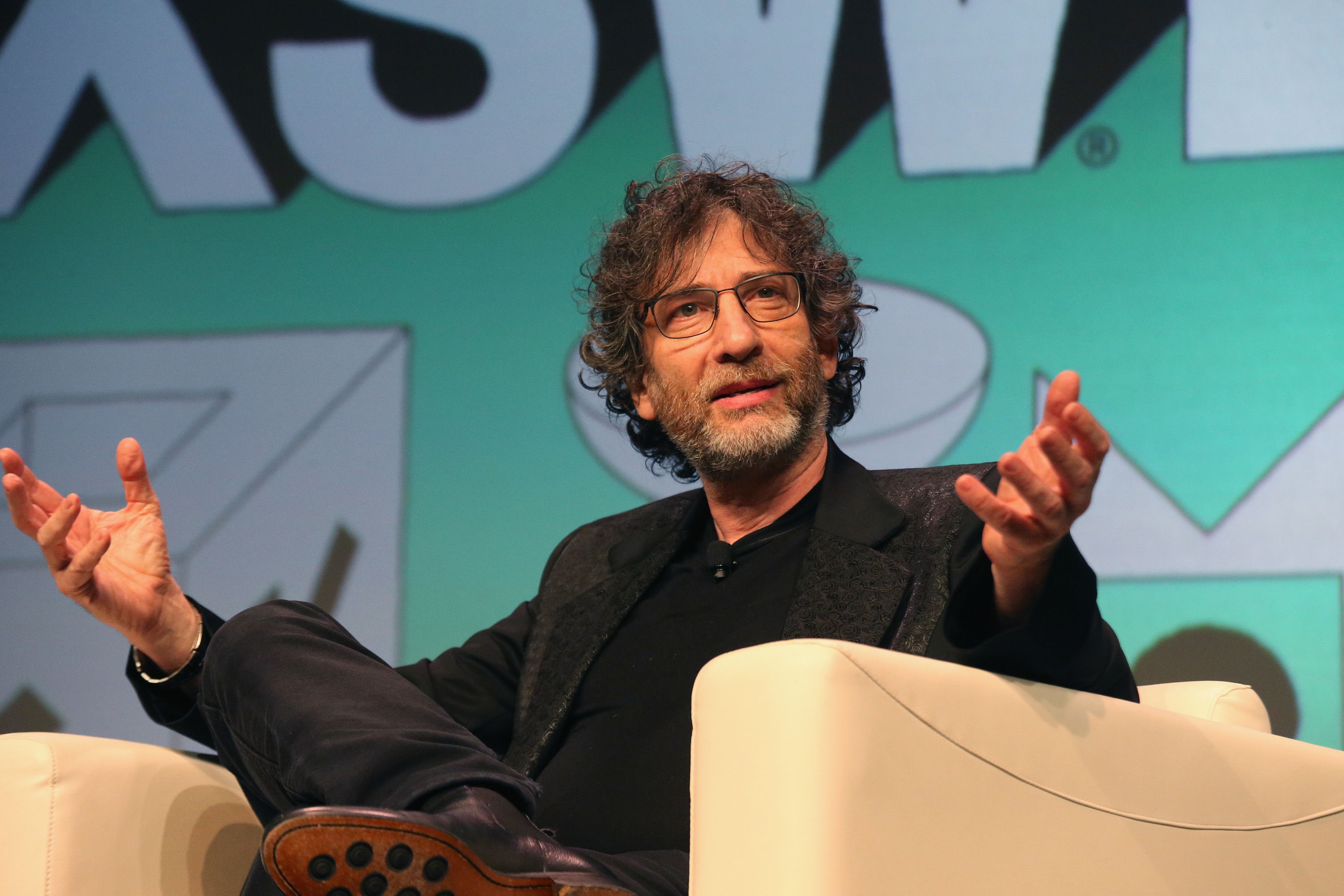 Neil Gaiman, Sandman's response, Syfy wire complaints, Casting controversy, 3000x2000 HD Desktop