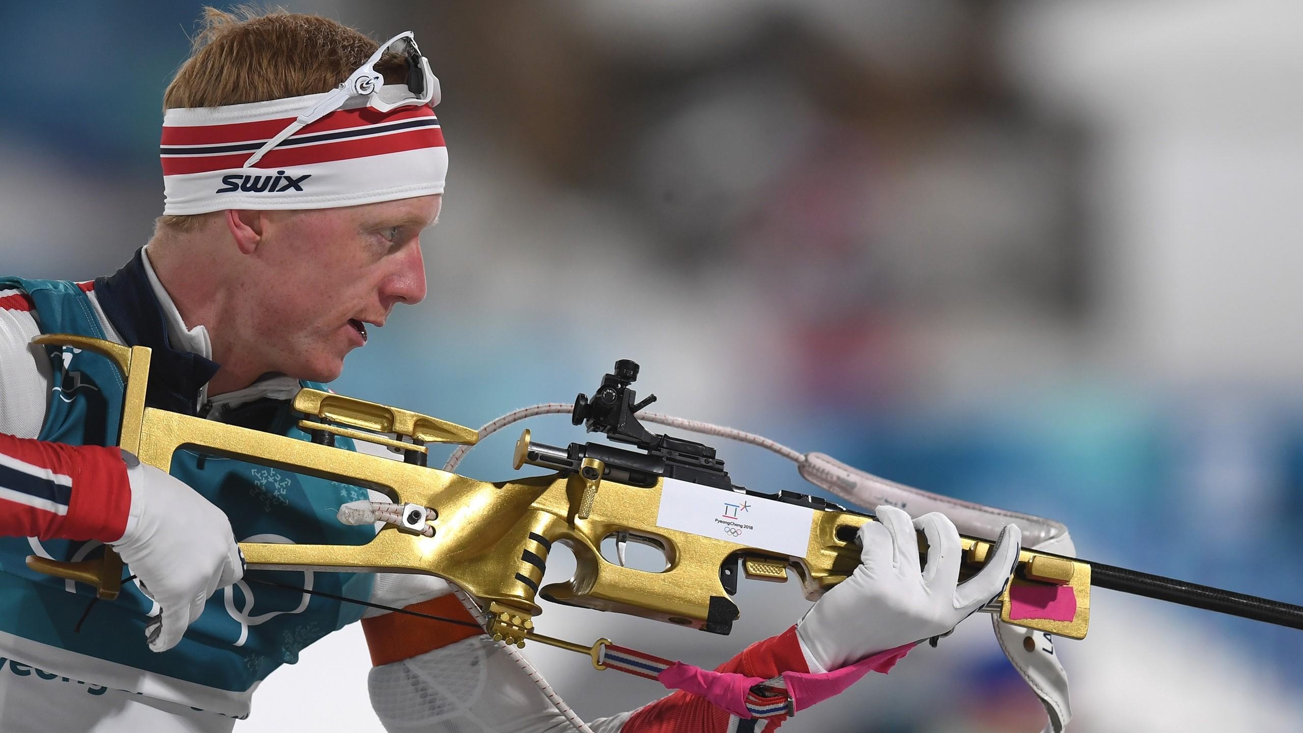 Biathlon gold for Johannes Thingnes, Norwegian triumph, Fourcade's missed shots, Thrilling sports final, 2560x1440 HD Desktop