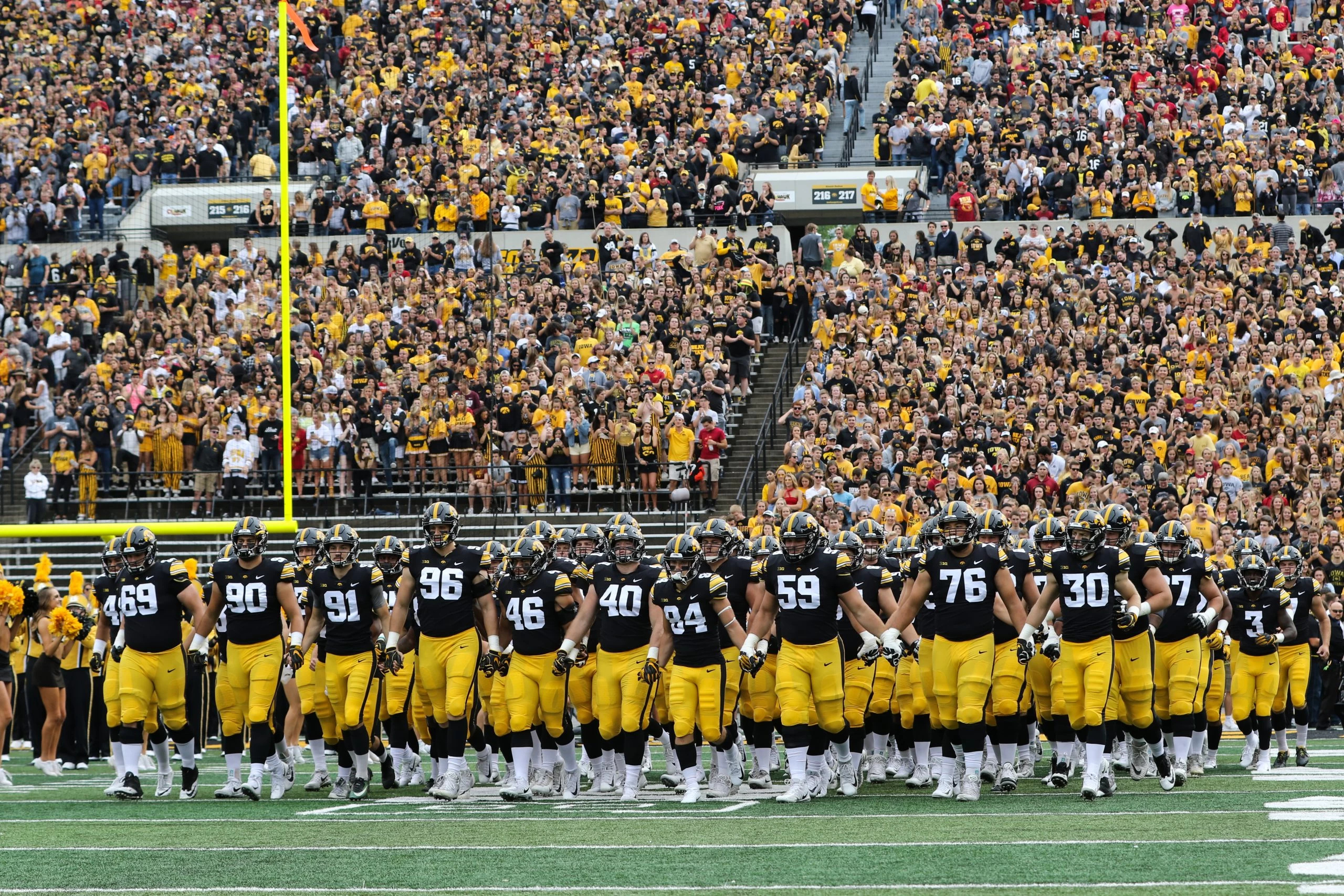 Iowa Hawkeyes Football, Notable media availability, Hawk Fanatic, Quotes, 2560x1710 HD Desktop