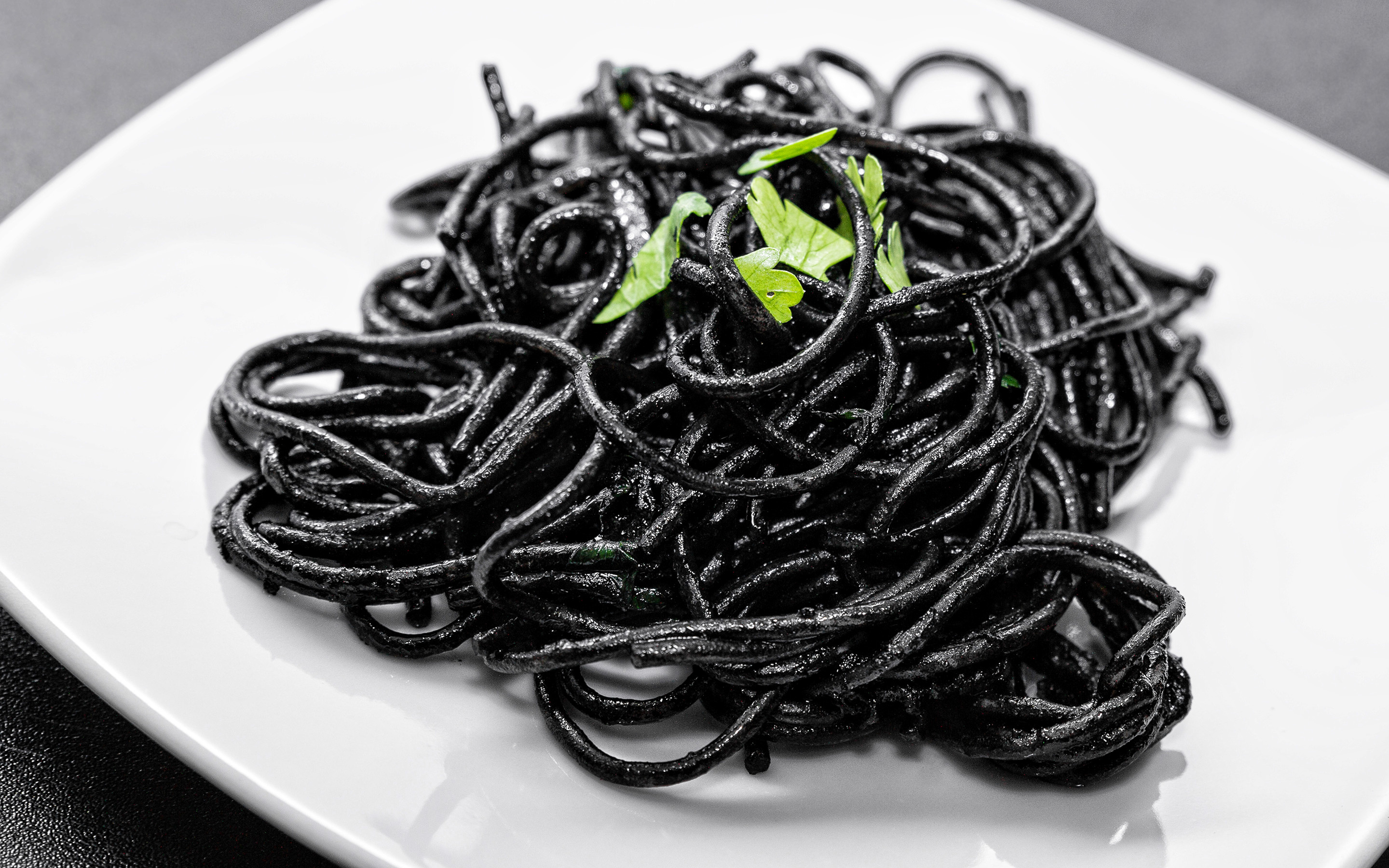 Black spaghetti delight, Pasta plate perfection, High-quality pictures, Pasta dishes, 2880x1800 HD Desktop