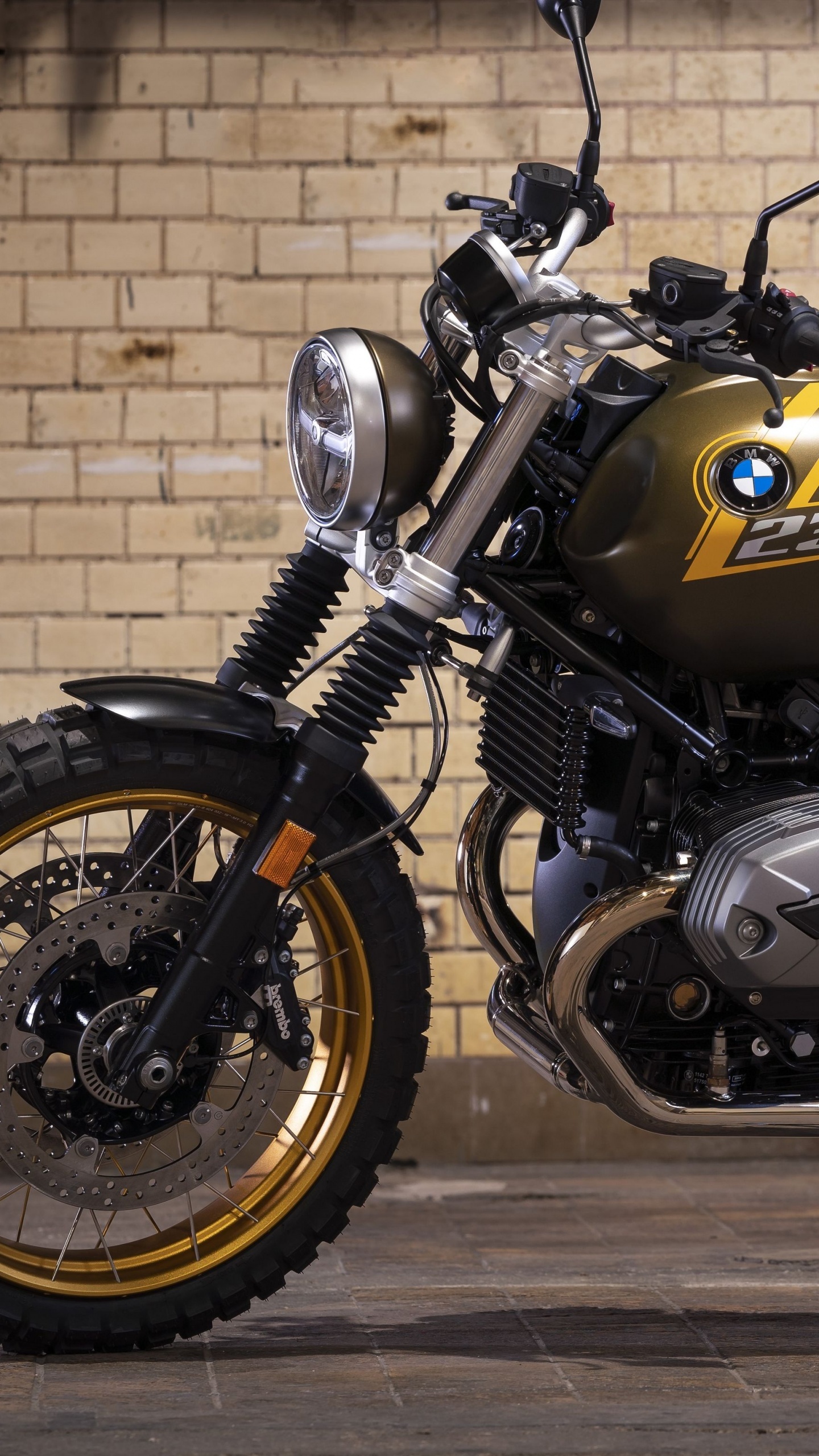 BMW R nine T, Scrambler model, Off-road capability, Retro-inspired aesthetics, 1440x2560 HD Phone