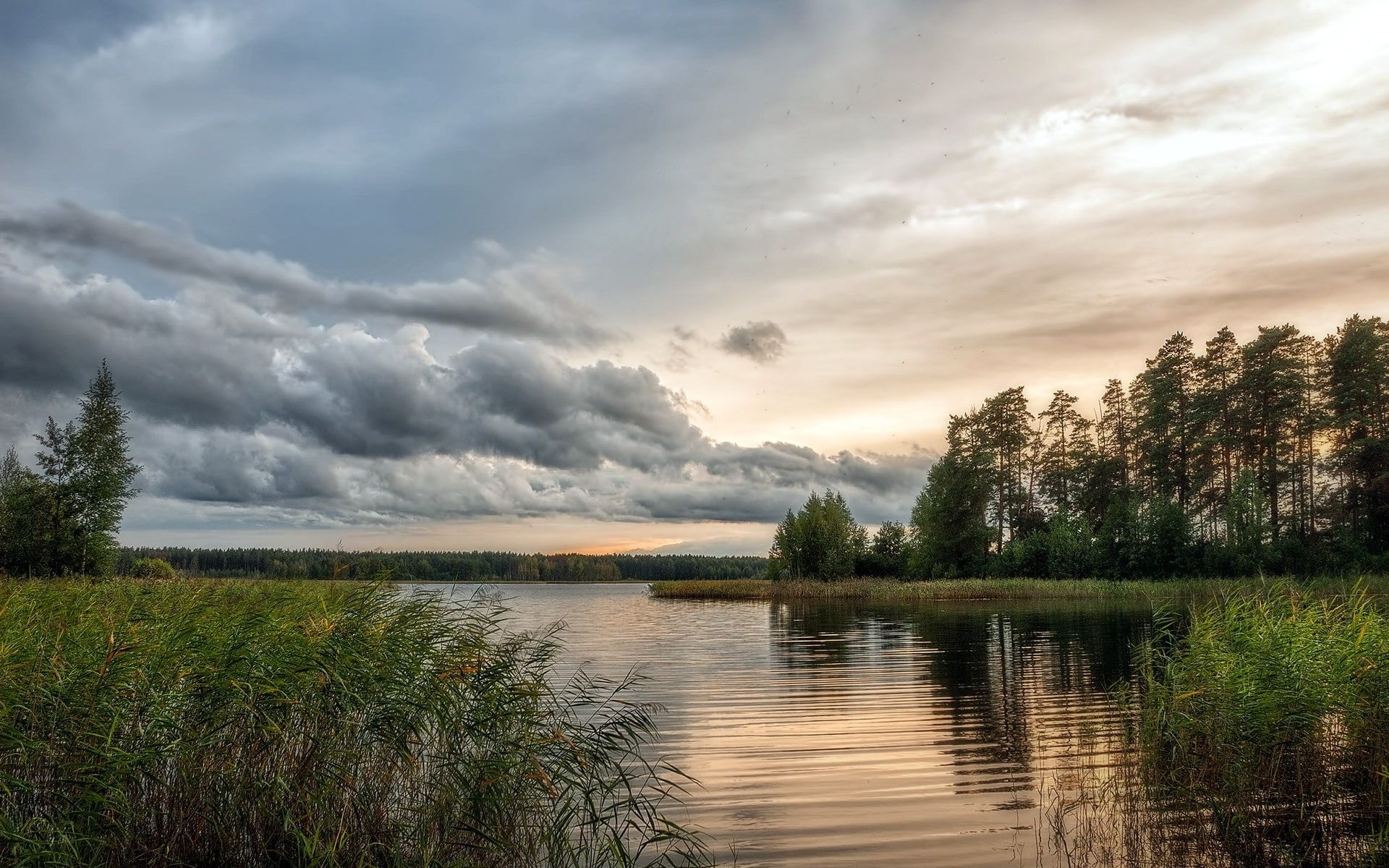 Beautiful lake scenery, Cloudy skies, Nature photographs, 1920x1200 HD Desktop