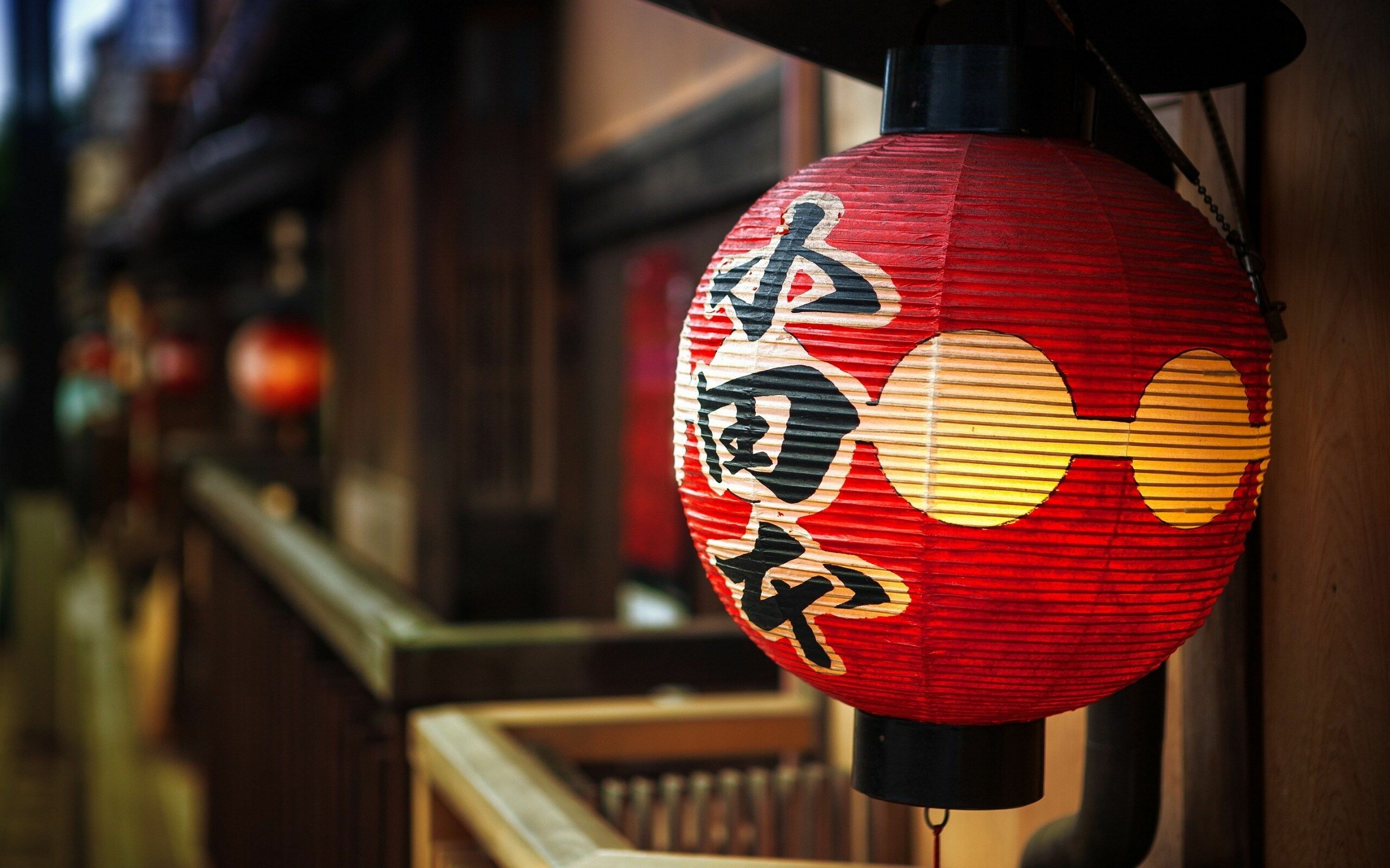 Japanese paper lantern, Hanging balcony, Traditional decoration, Cultural heritage, 2560x1600 HD Desktop