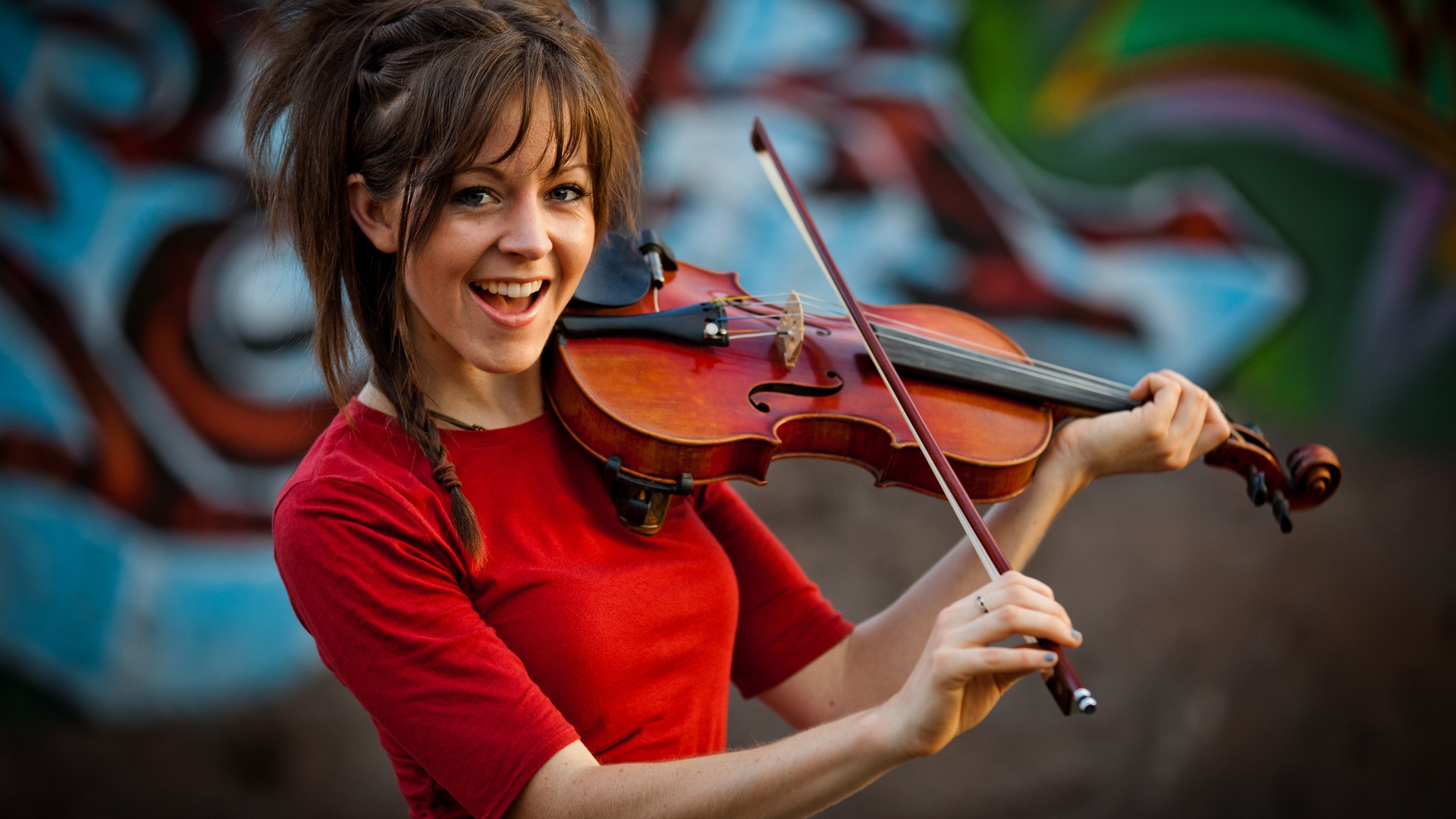 Lindsey Stirling, Musician extraordinaire, Energetic stage presence, Stunning visuals, 2560x1440 HD Desktop