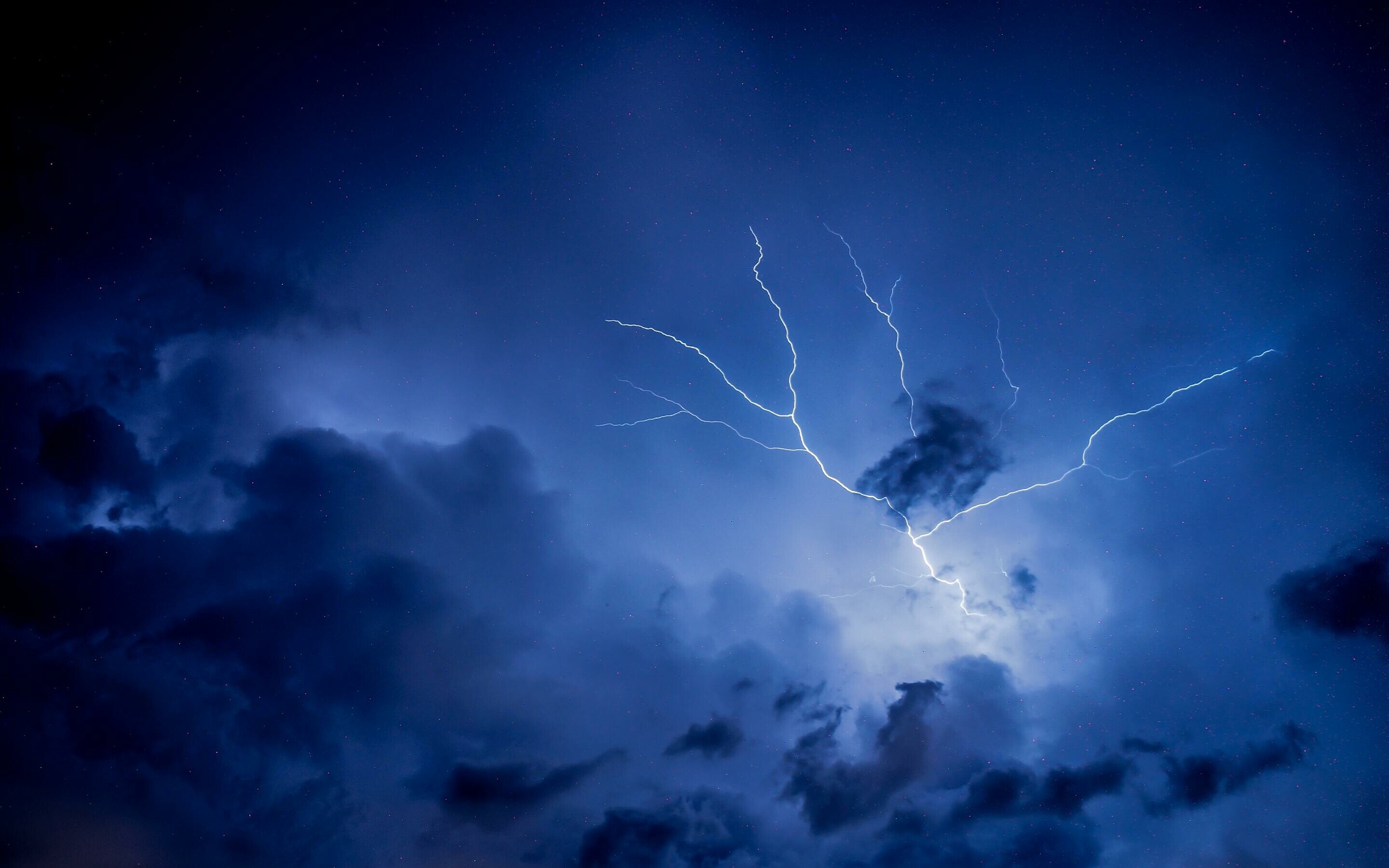 Thunder storm 4K, MacBook Pro retina, HD wallpapers, Breathtaking beauty, 2880x1800 HD Desktop