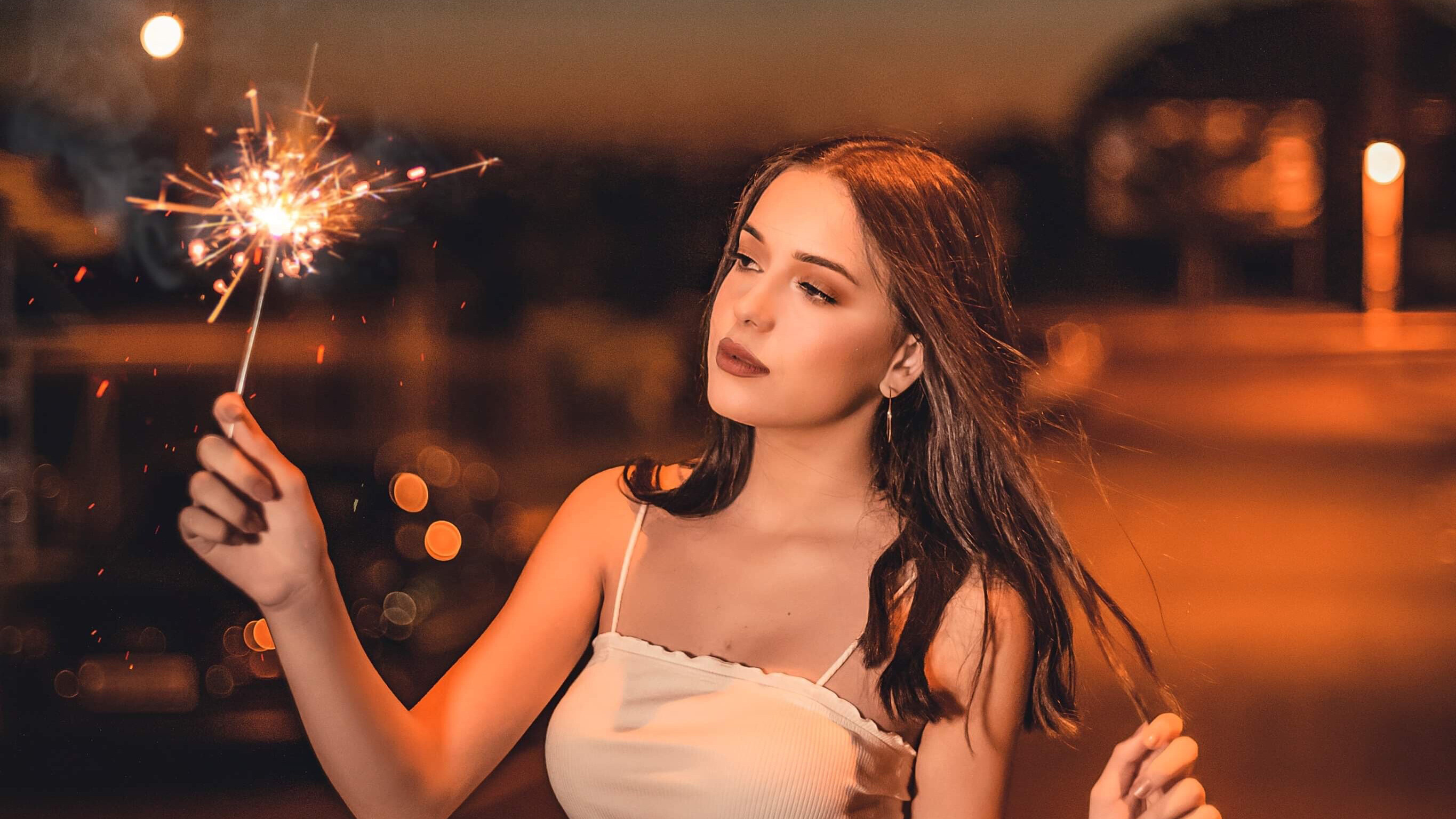 Sparkler, Girl with sparkle fireworks, HD girls wallpapers, Backgrounds, 2730x1540 HD Desktop