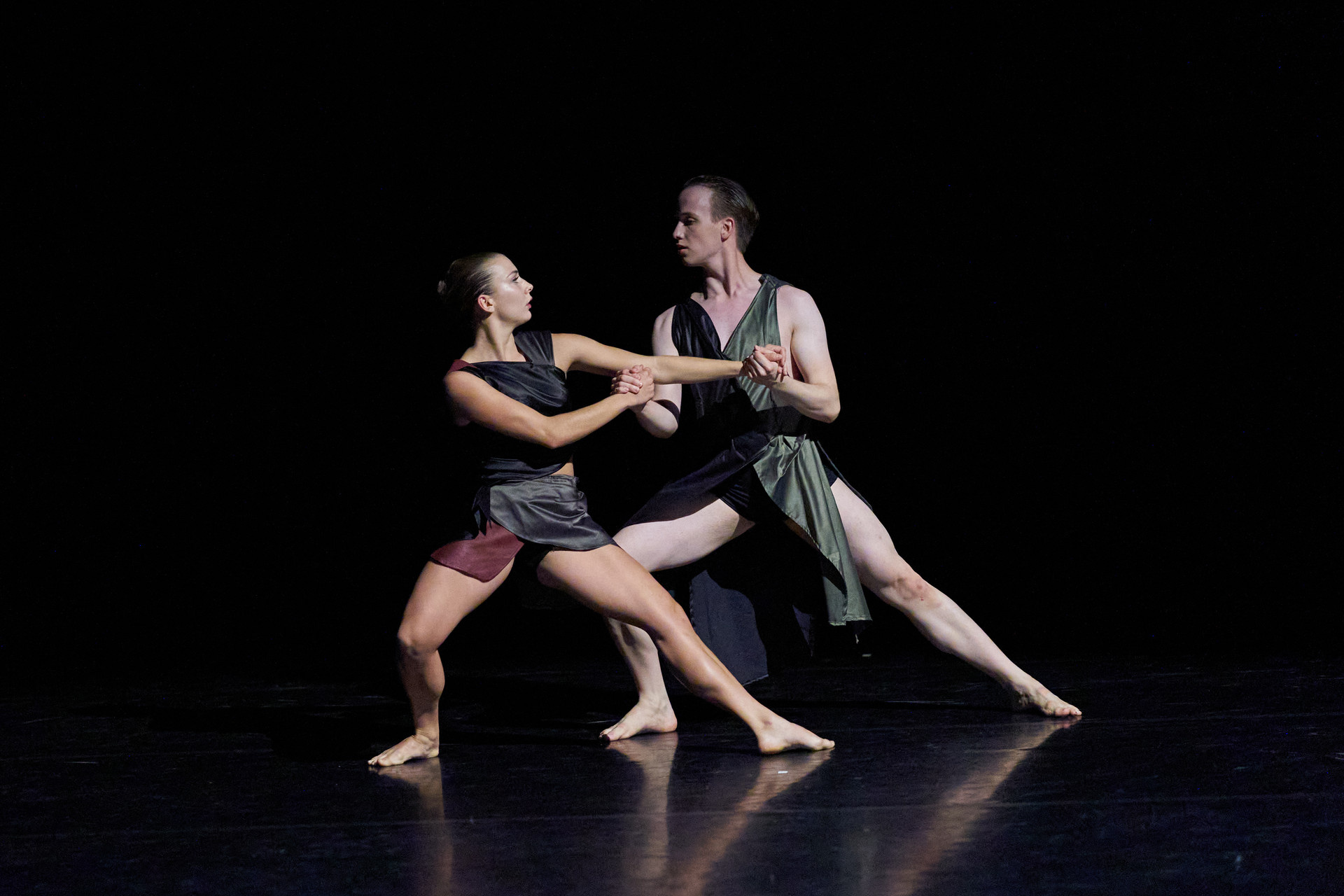 Bachelor contemporary dance, Innovative presentations, Artistic interpretations, Creative choreography, 1920x1280 HD Desktop