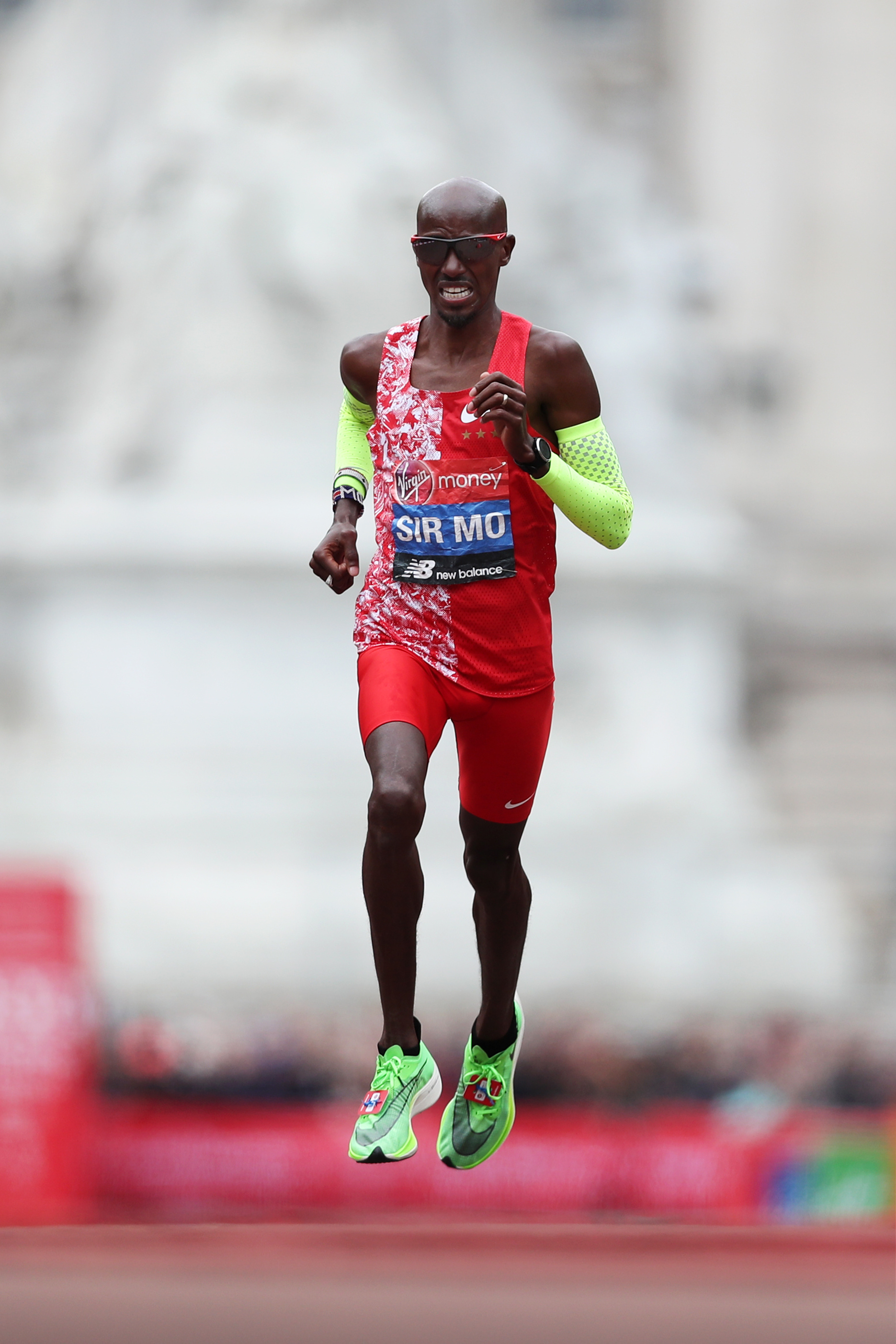 Mo Farah, summer glory, career end, London 2012, 1880x2810 HD Phone