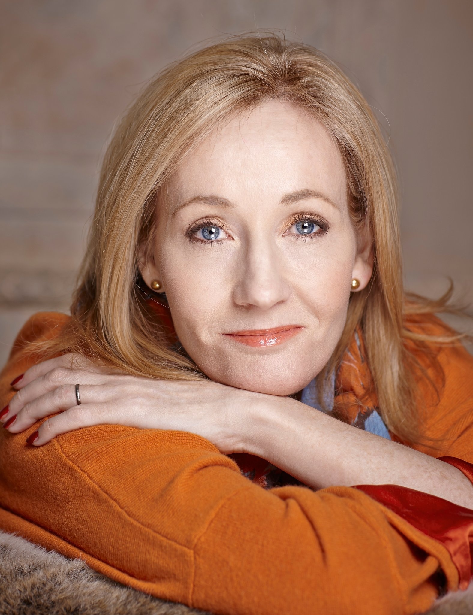 J.K. Rowling, Pottermore news, Rowling's updates, Wizarding World, 1580x2050 HD Phone