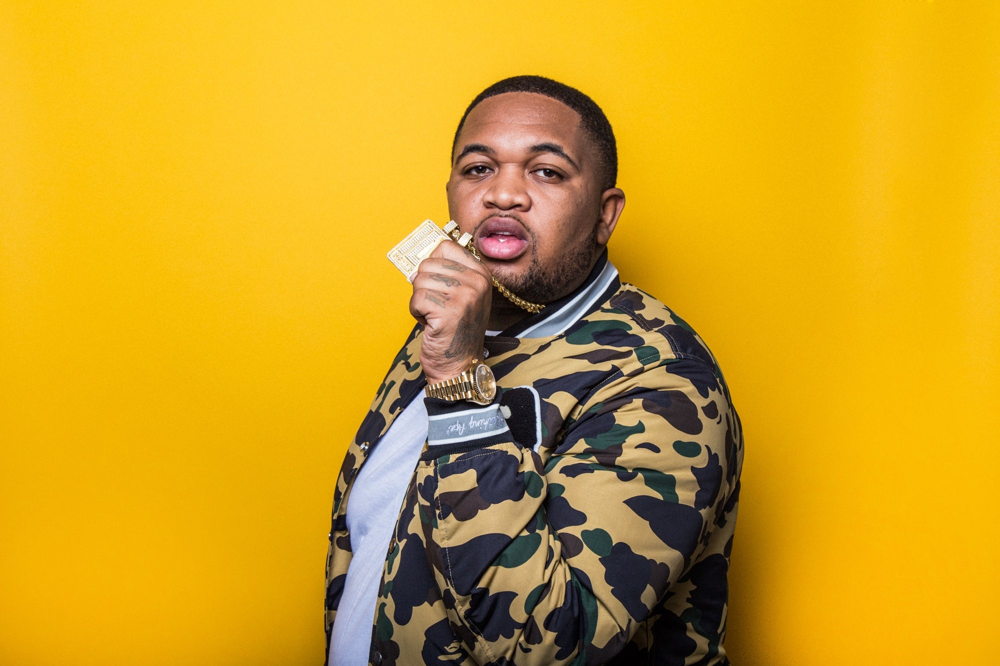 DJ Mustard, Music maestro, Chart-topping hits, Energetic beats, 2000x1340 HD Desktop