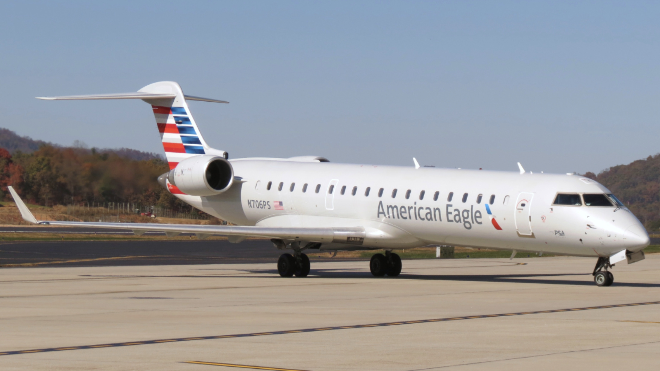 American Eagle Airlines, CRJ 700 aircraft, Infinite Flight community, Aircraft features, 2210x1250 HD Desktop